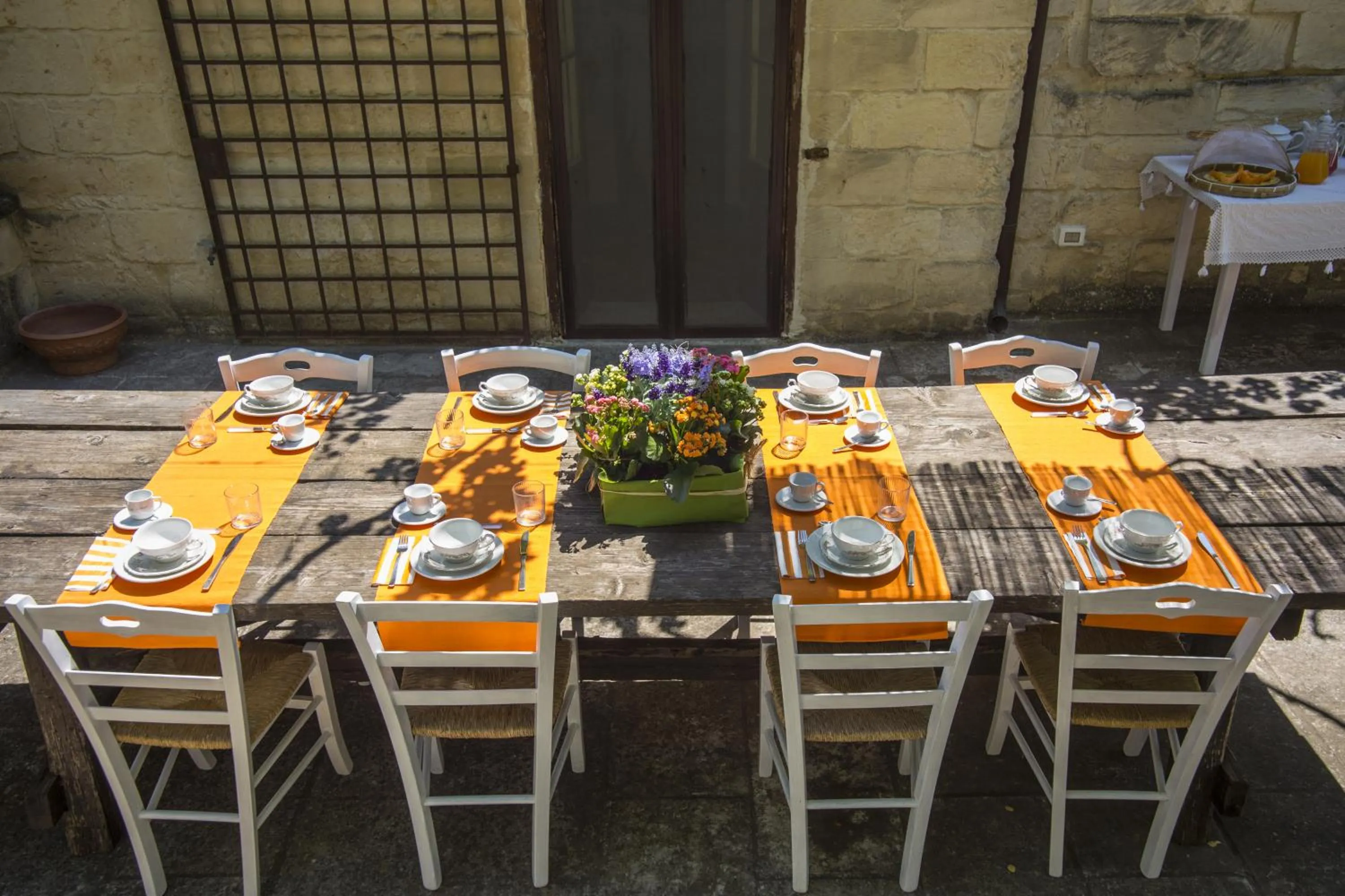 Restaurant/places to eat in Castello di Casamassella - Marea Stays Collection