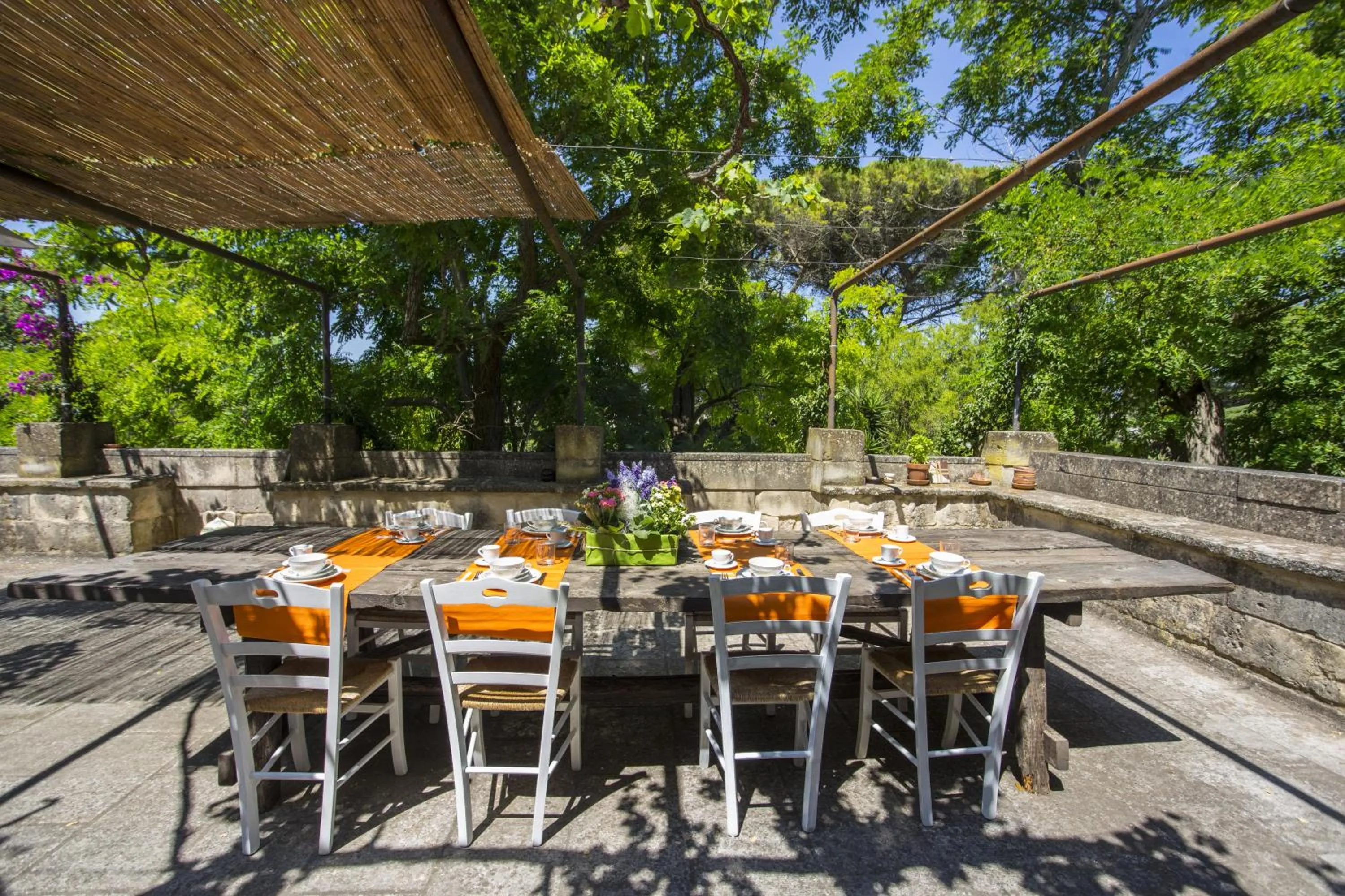 Restaurant/places to eat in Castello di Casamassella - Marea Stays Collection