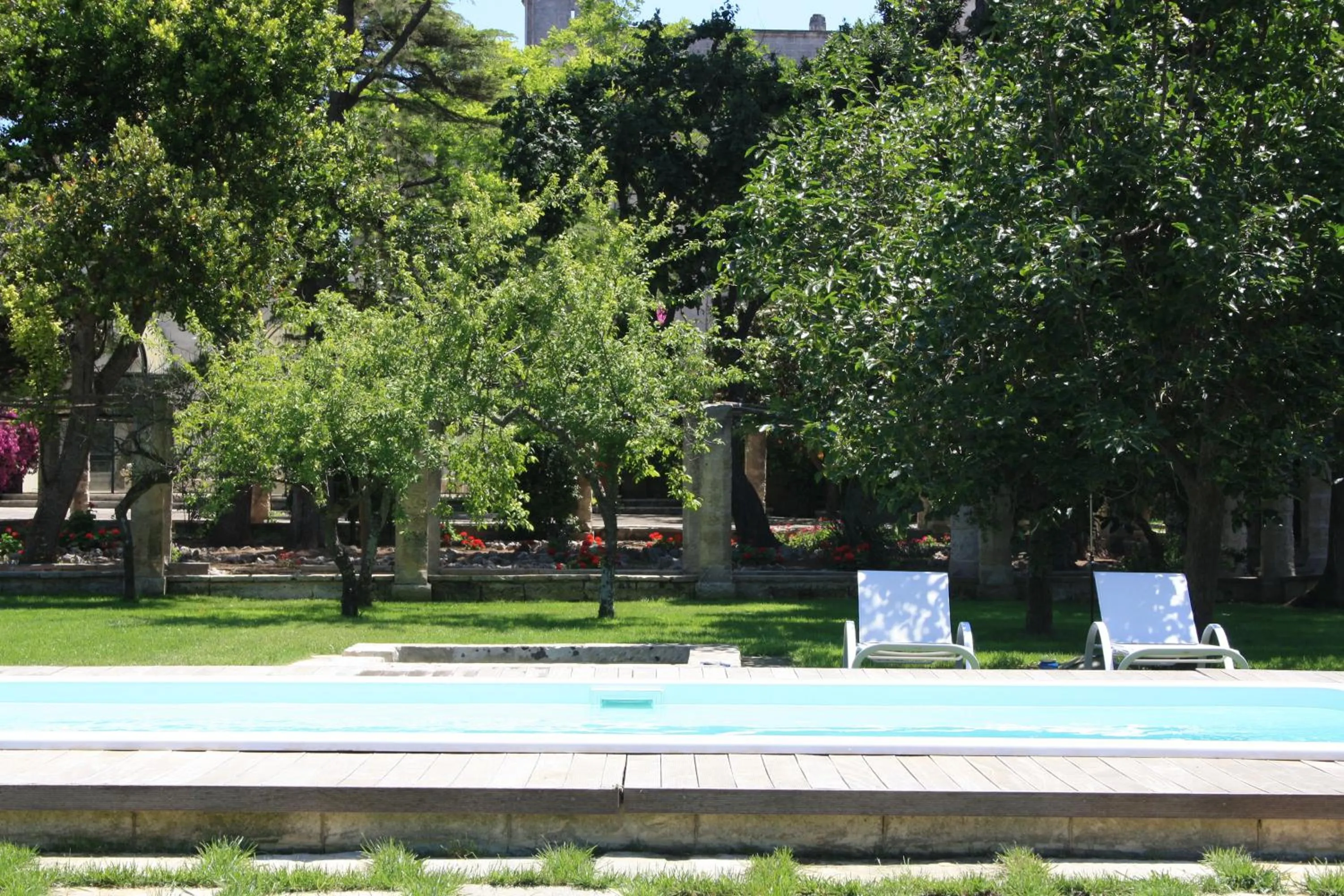 Swimming pool in Castello di Casamassella - Marea Stays Collection