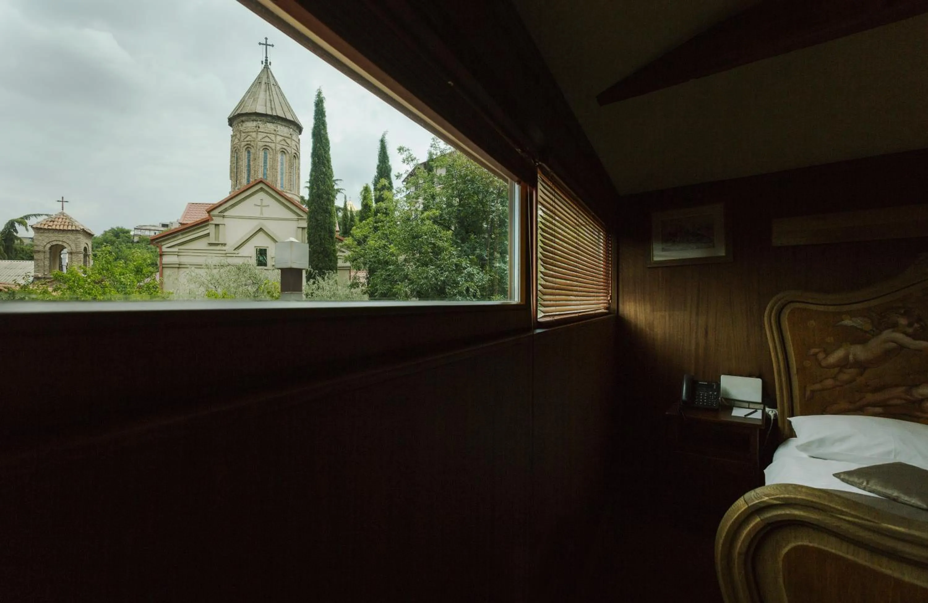 Garden view, Bed in Vinotel Boutique Hotel