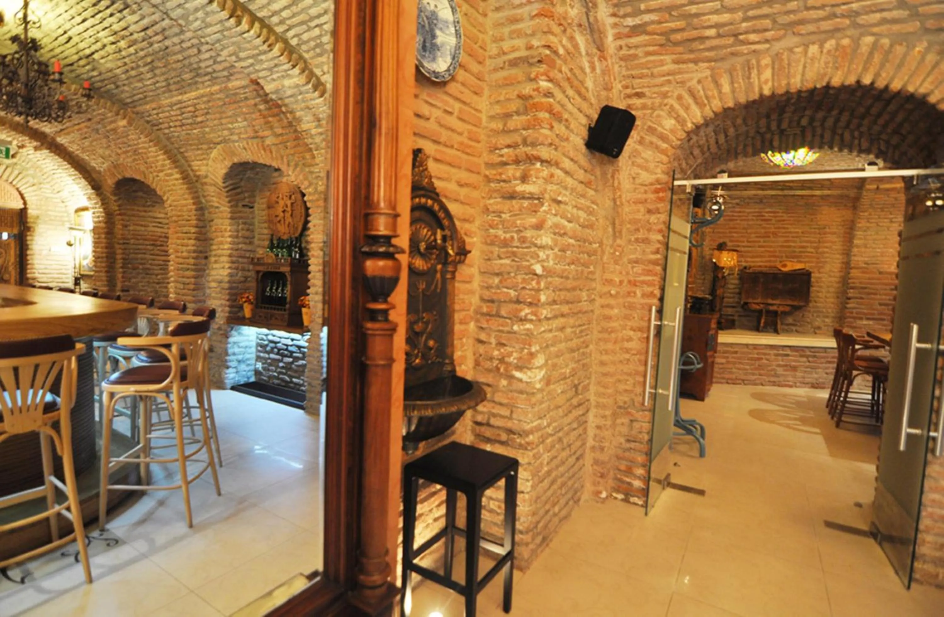 Alcoholic drinks in Vinotel Boutique Hotel