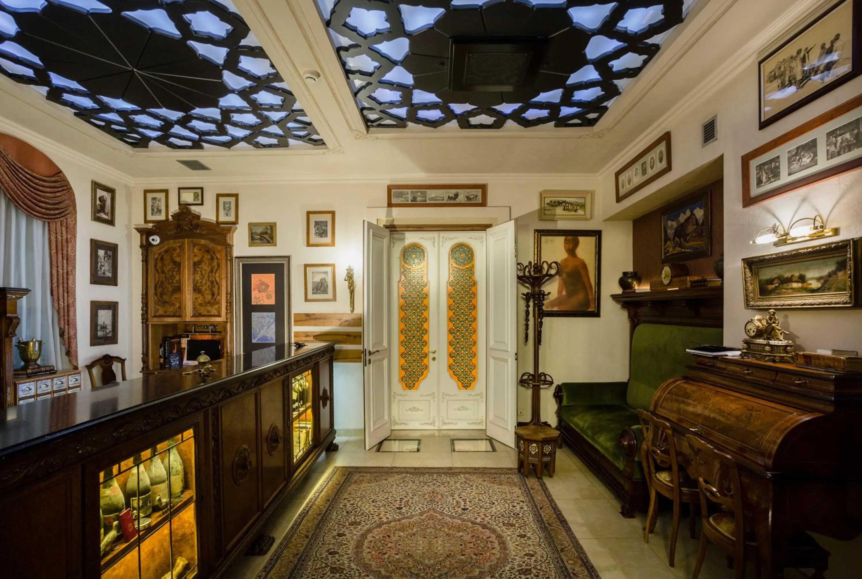 Lobby or reception in Vinotel Boutique Hotel