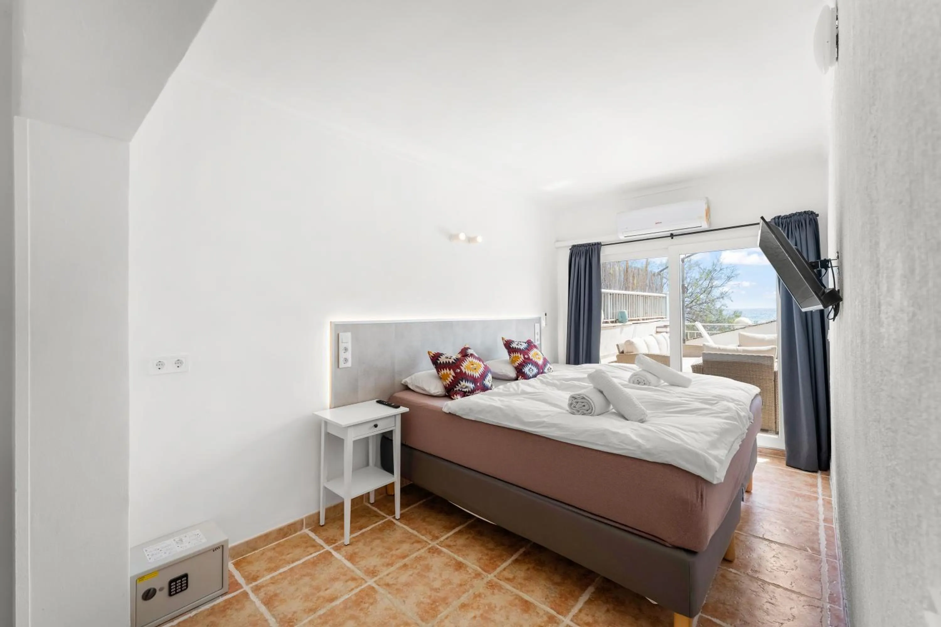 Bed in Amena Mar Hotel