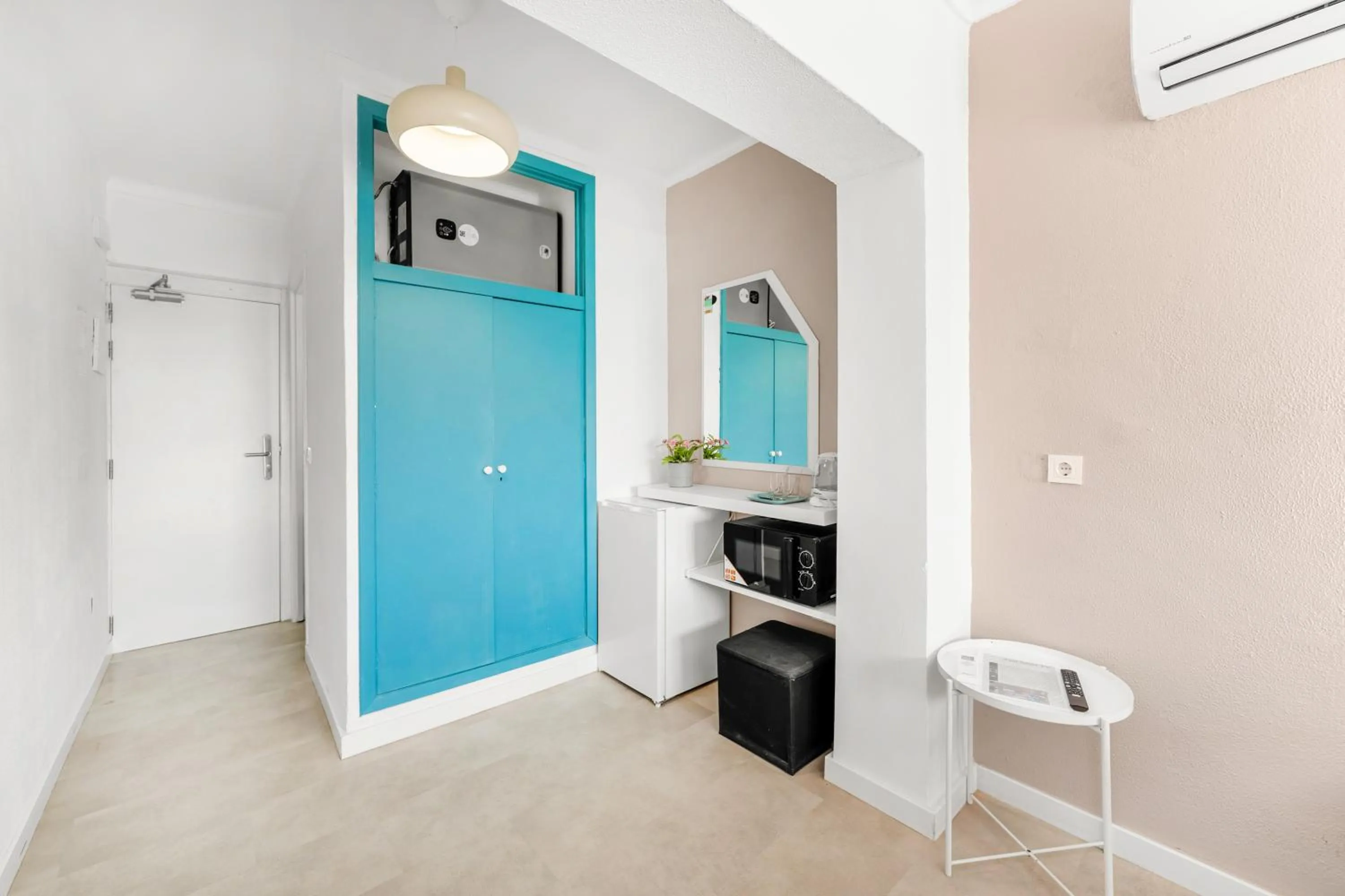 microwave in Amena Mar Hotel