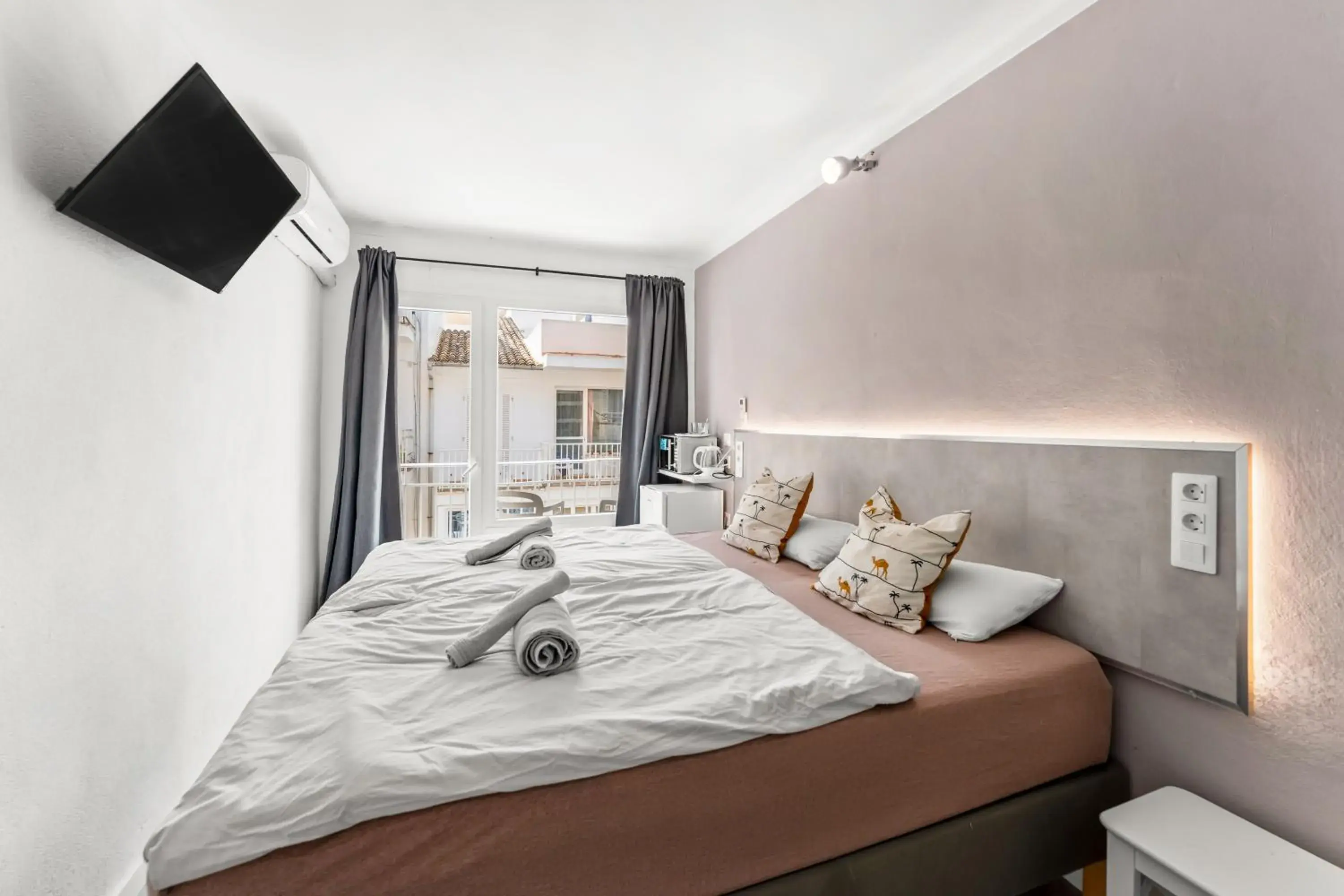 Double or Twin Room with Side Sea View in Amena Mar Hotel Double or Twin Room with Side Sea View in Amena Mar Hotel