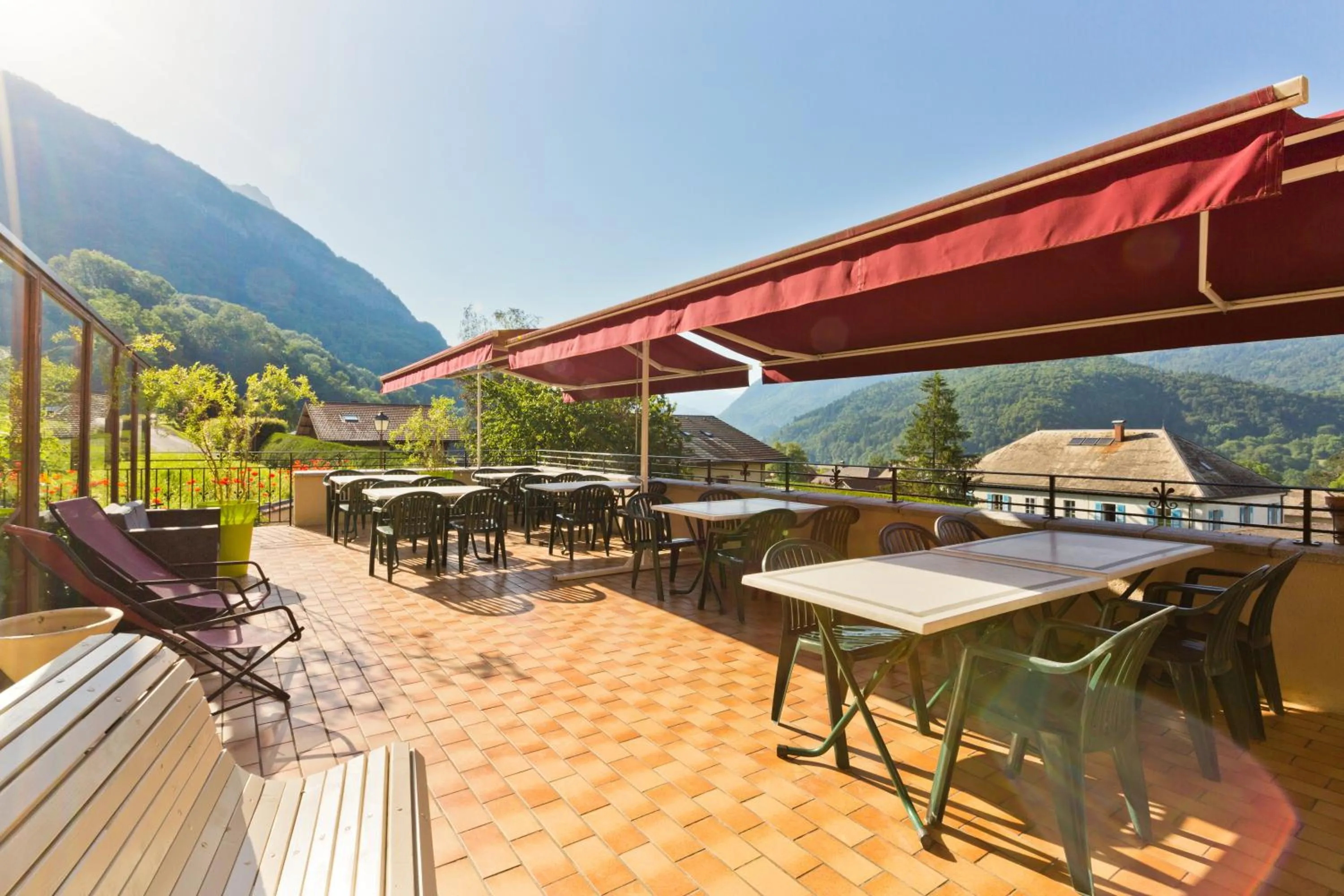 Restaurant/places to eat in Accueil Savoyard