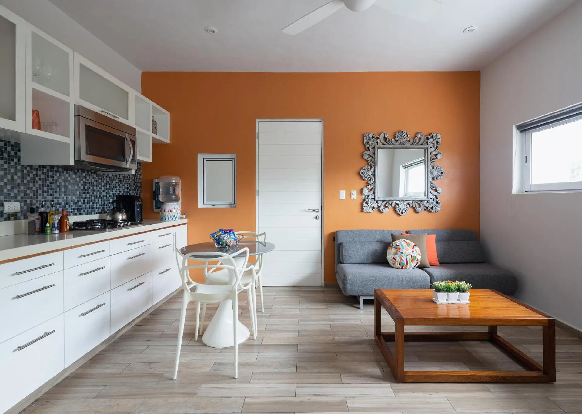 Coffee/tea facilities in Azura Boutique Hotel