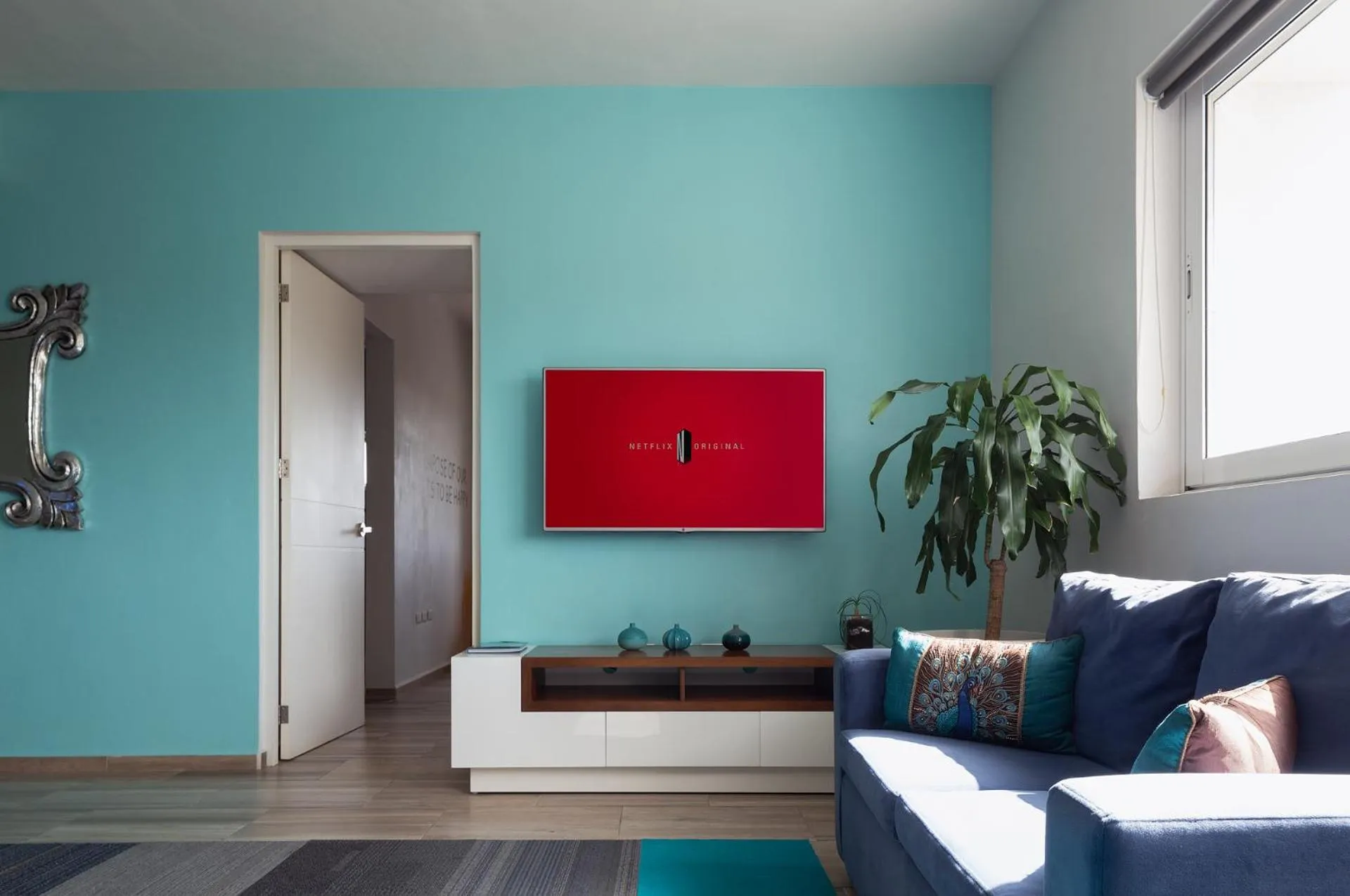 TV and multimedia in Azura Boutique Hotel