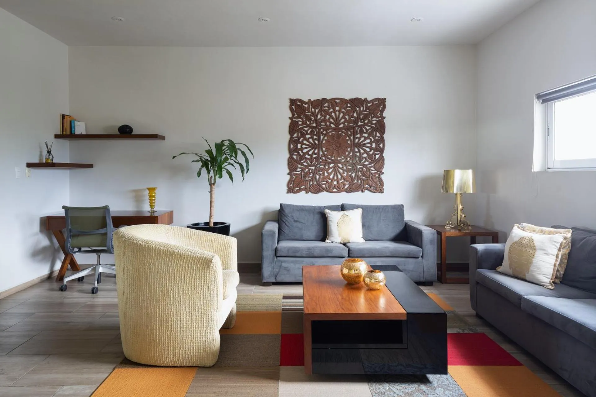 Living room in Azura Boutique Hotel