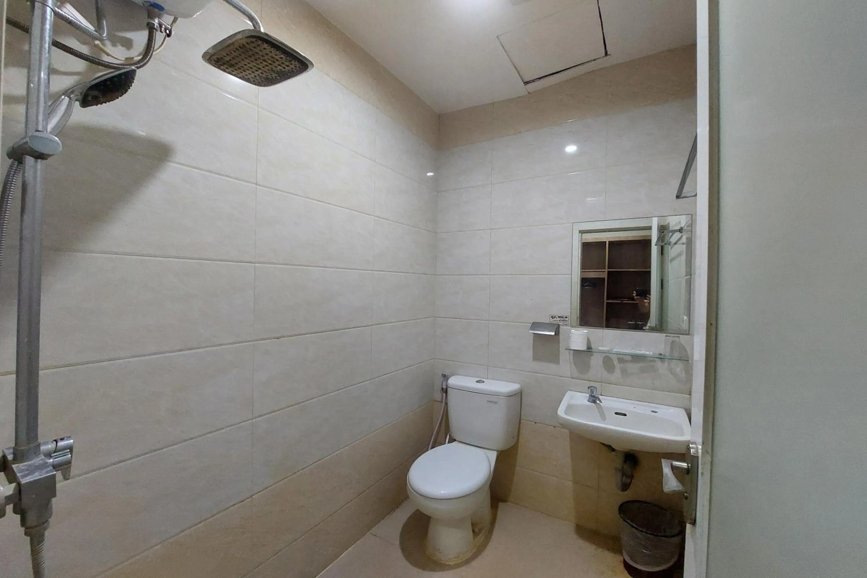 Bathroom in Kanasha Islami