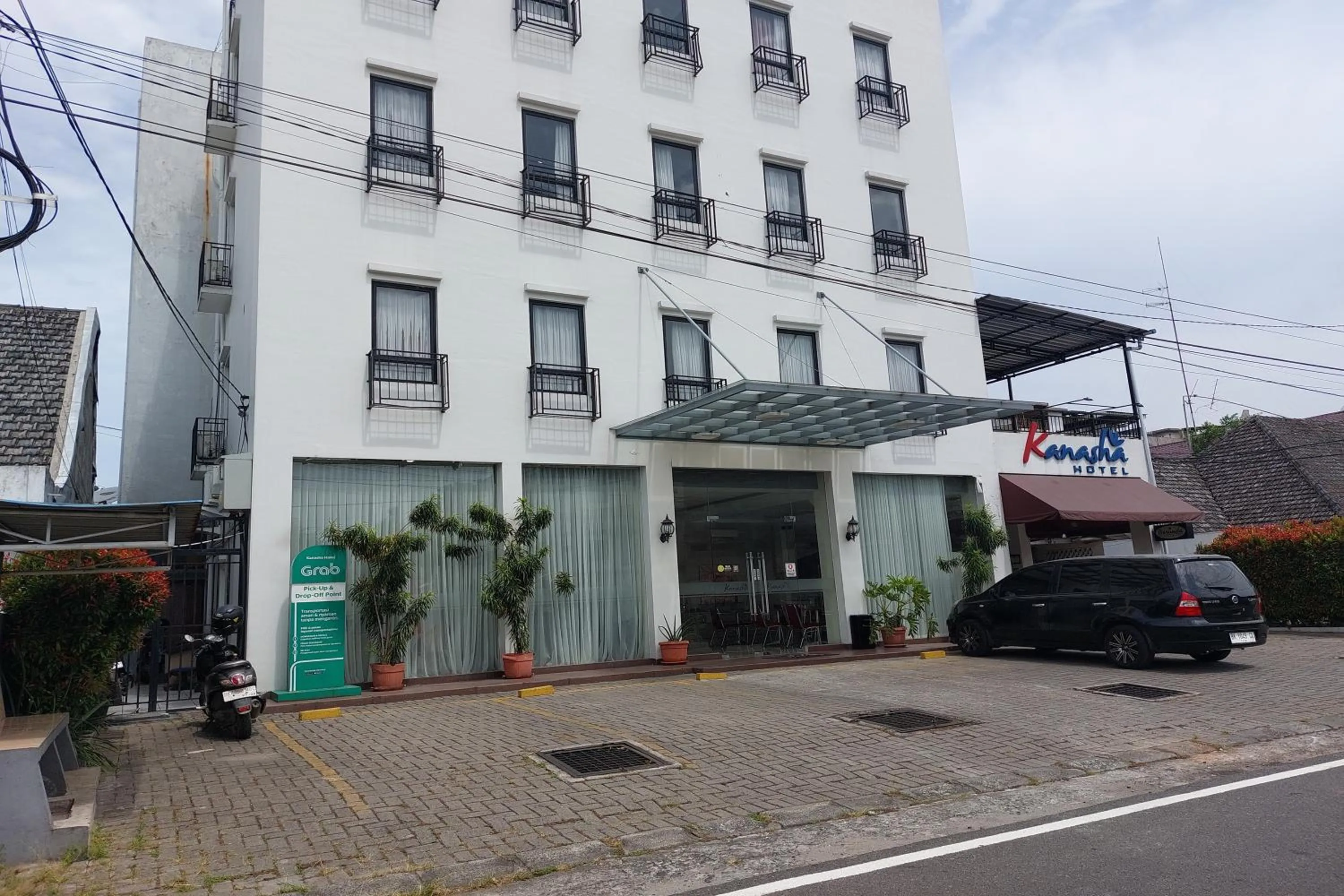 Property building in Kanasha Islami