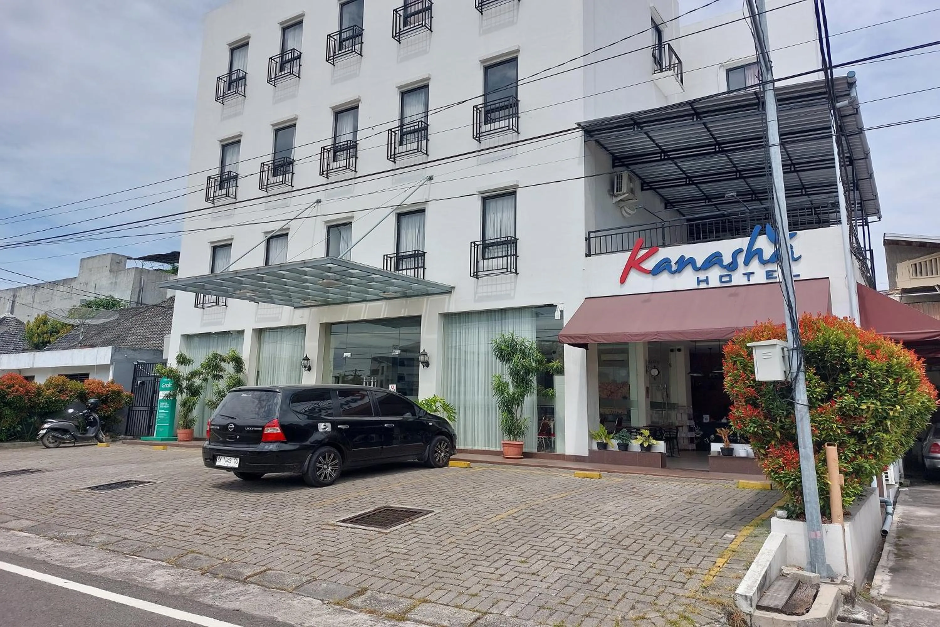 Property building in Kanasha Islami