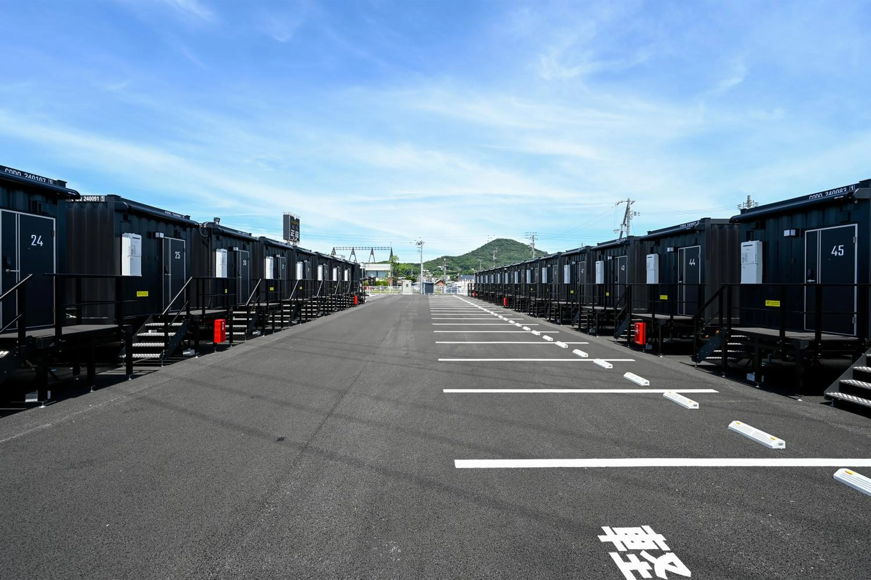 Property building in HOTEL R9 The Yard Marugame