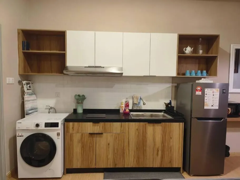 LV7 Vhomez Kuantan 1-4 pax