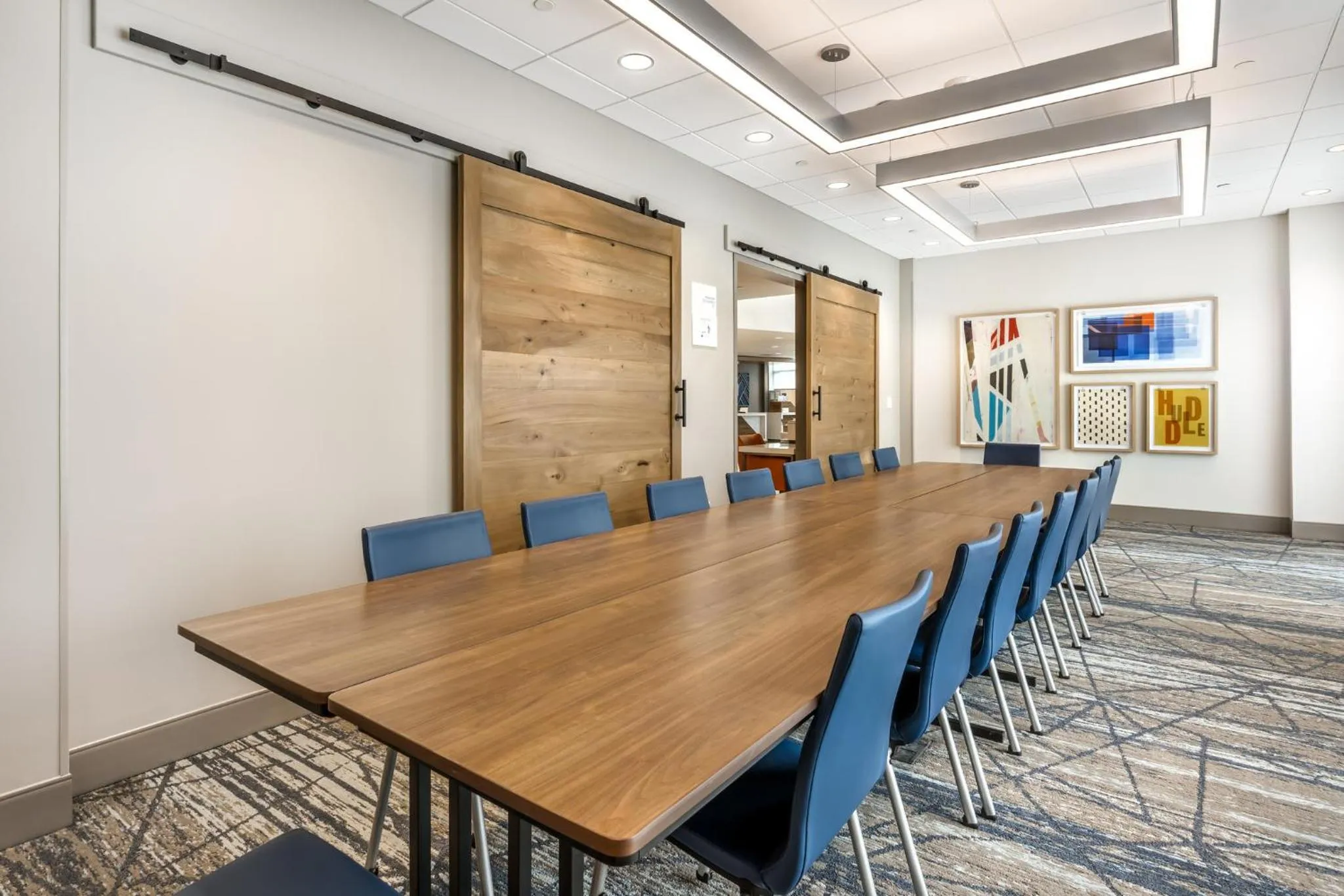 Meeting/conference room in Holiday Inn Express & Suites Nashville West End - Univ Area by IHG