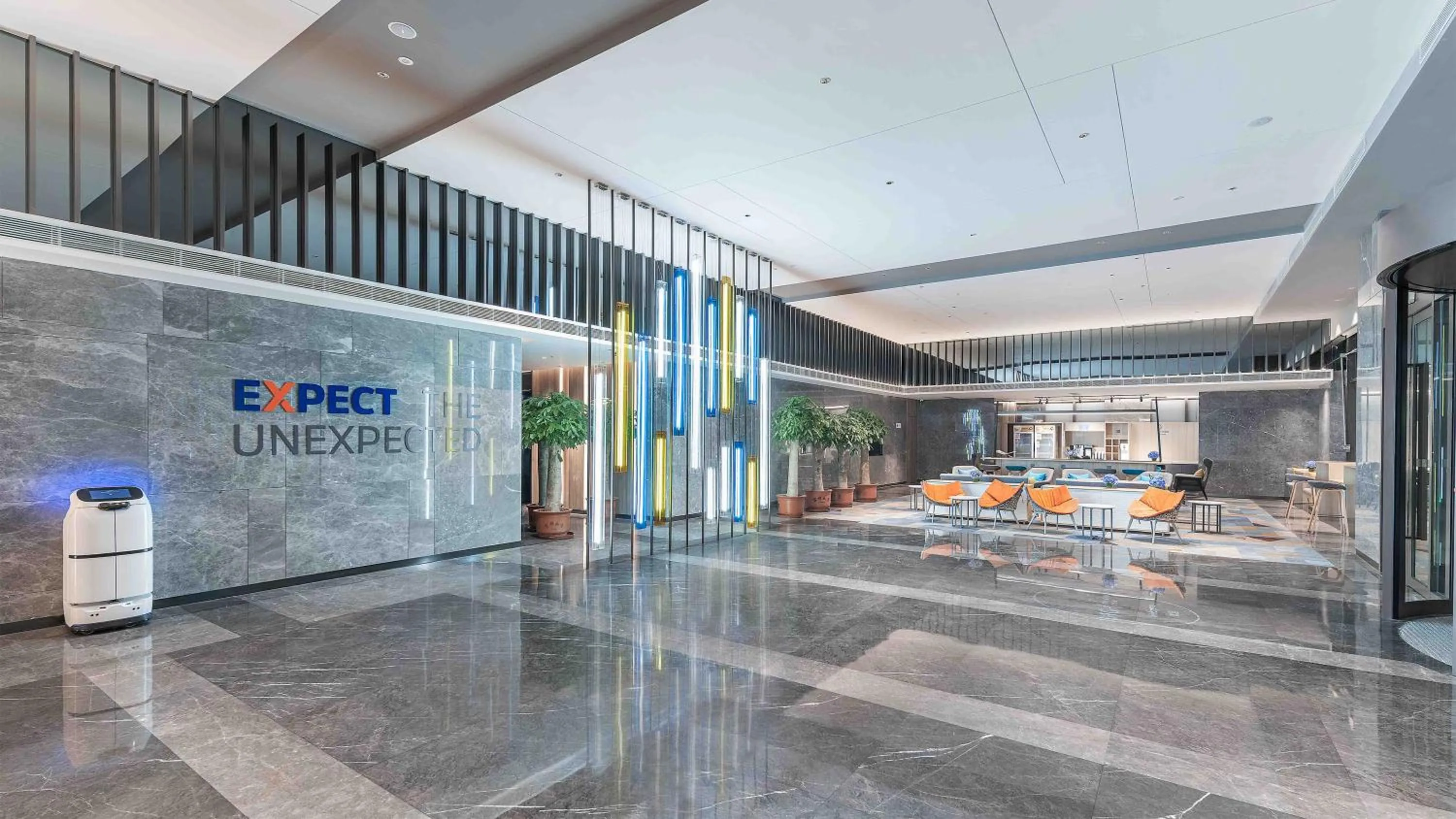 Lobby or reception in Holiday Inn Express Foshan Shunde Lecong by IHG
