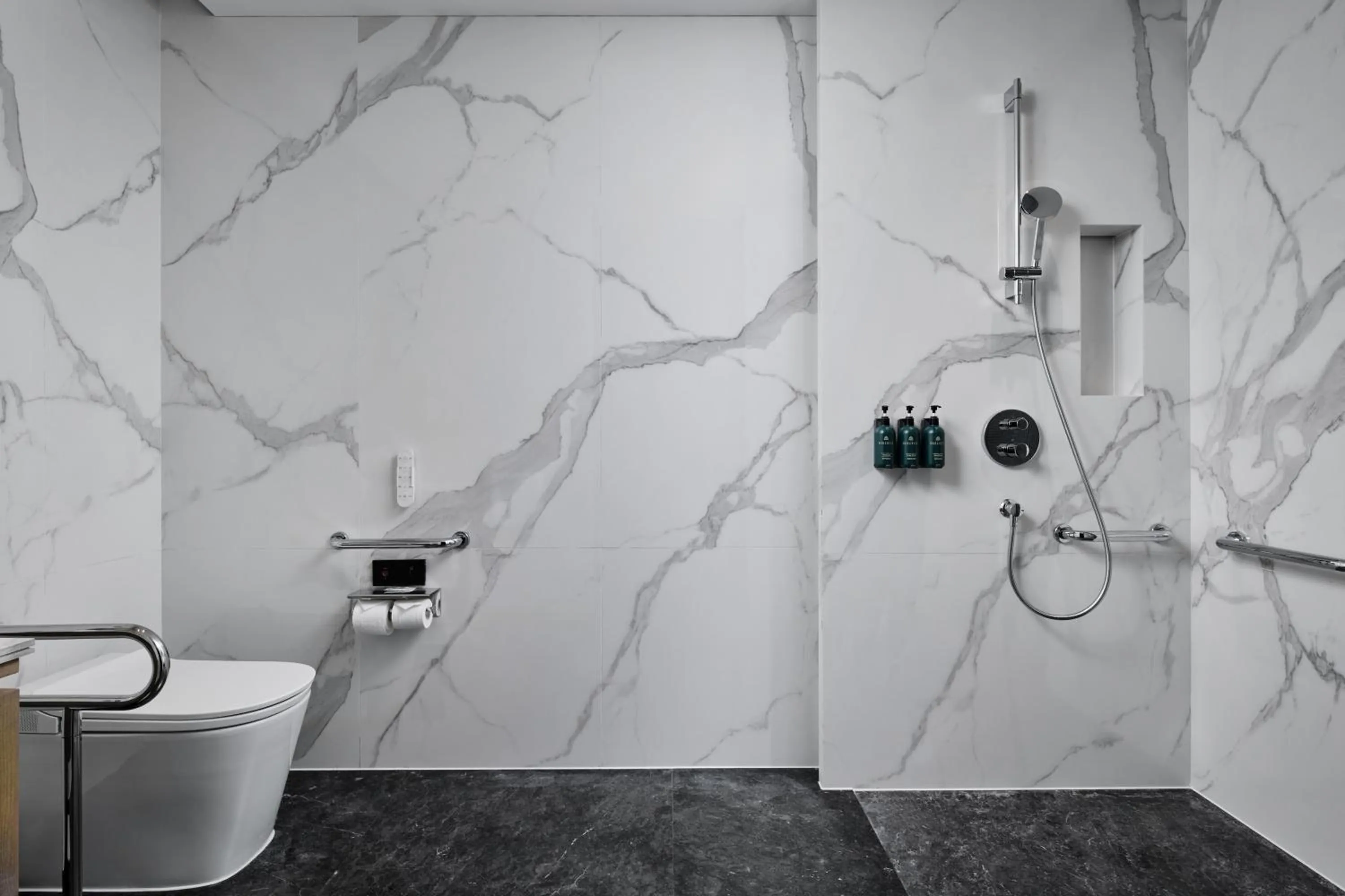 Facility for disabled guests in Crowne Plaza Kunshan East by IHG