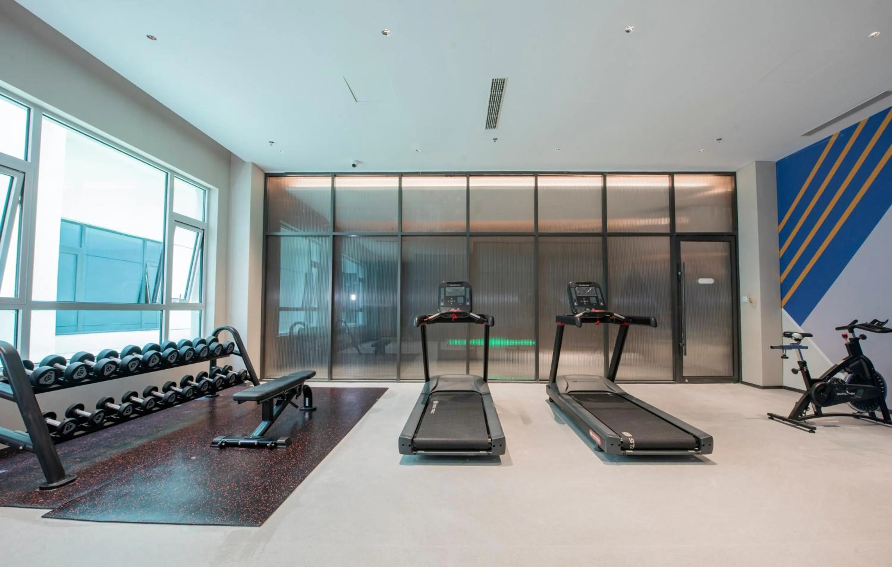 Fitness centre/facilities in Holiday Inn Express Yinchuan Lanxi Valley Plaza by IHG