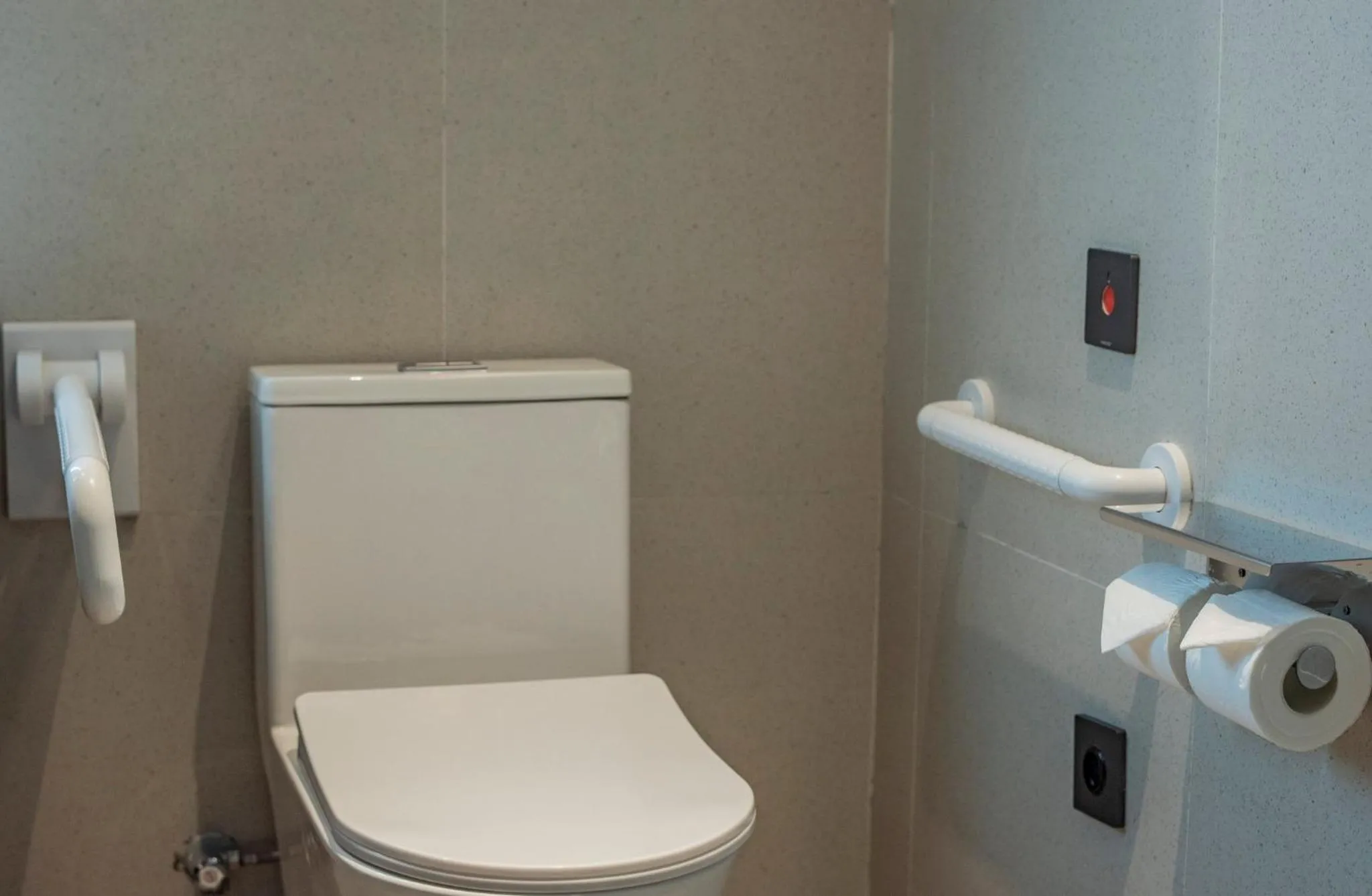 Photo of the whole room in Holiday Inn Express Yinchuan Lanxi Valley Plaza by IHG