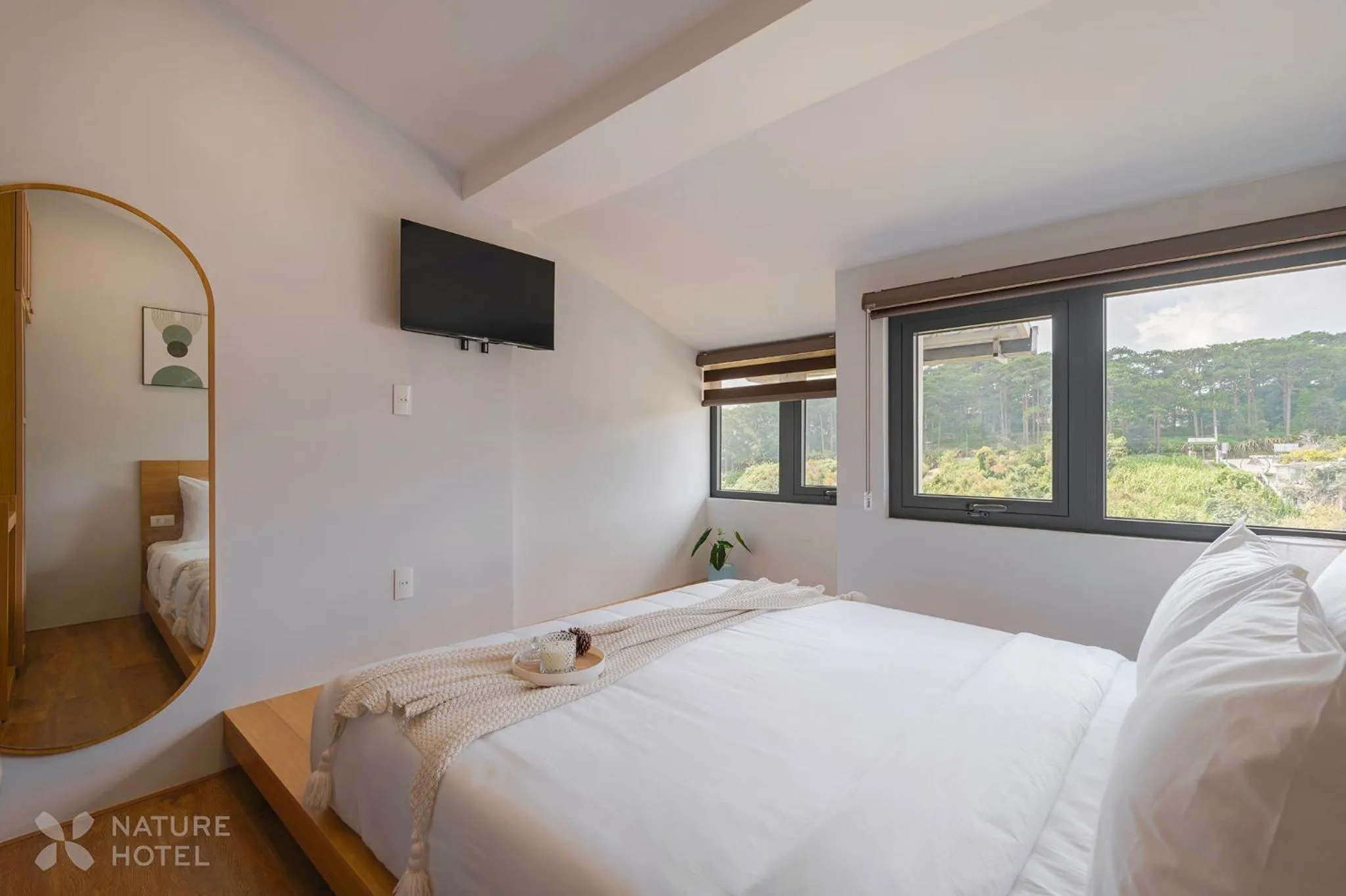 Bed in Nature Hotel - Le Hong Phong