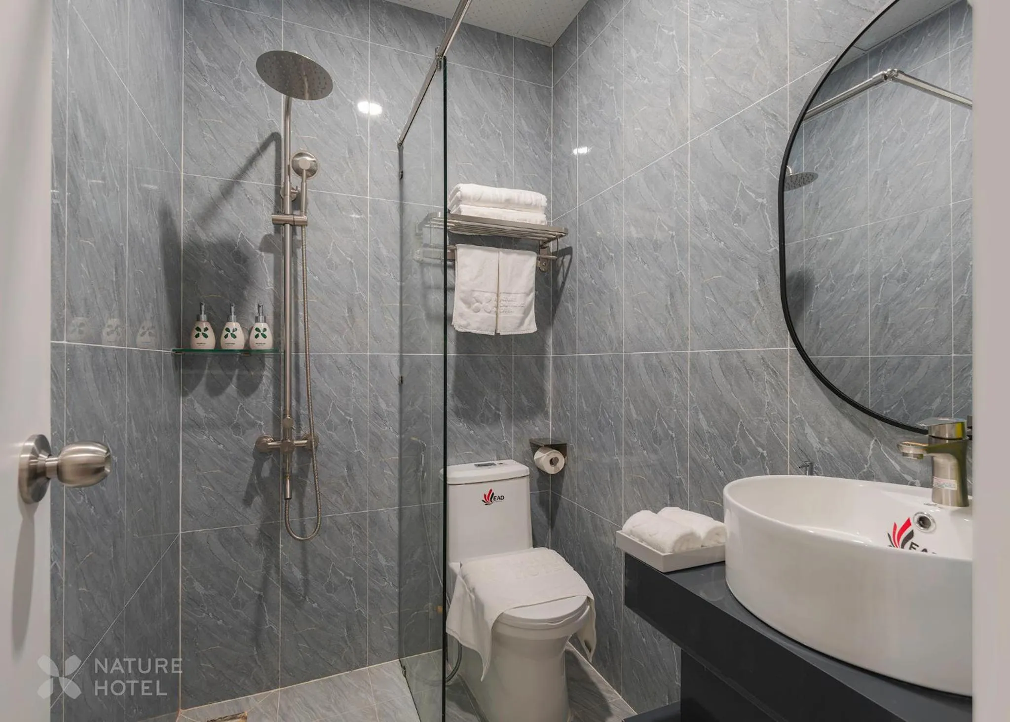 Shower in Nature Hotel - Le Hong Phong