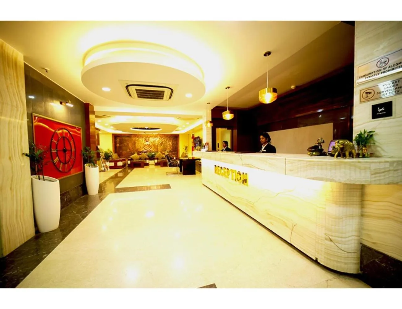 People in The Red Velvet Hotel Samarpan, Patna