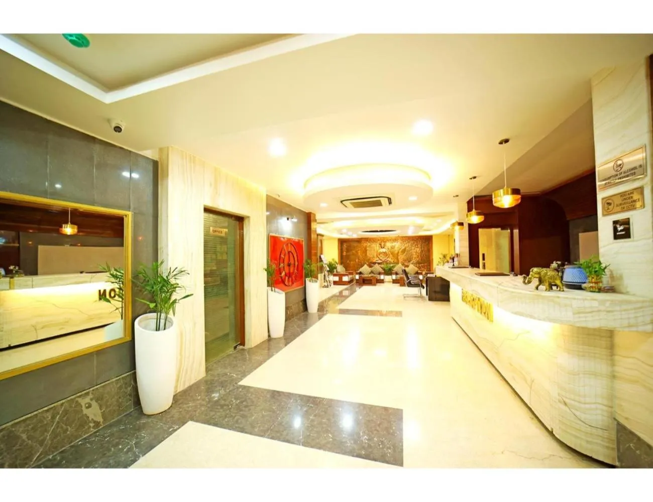 Living room in The Red Velvet Hotel Samarpan, Patna