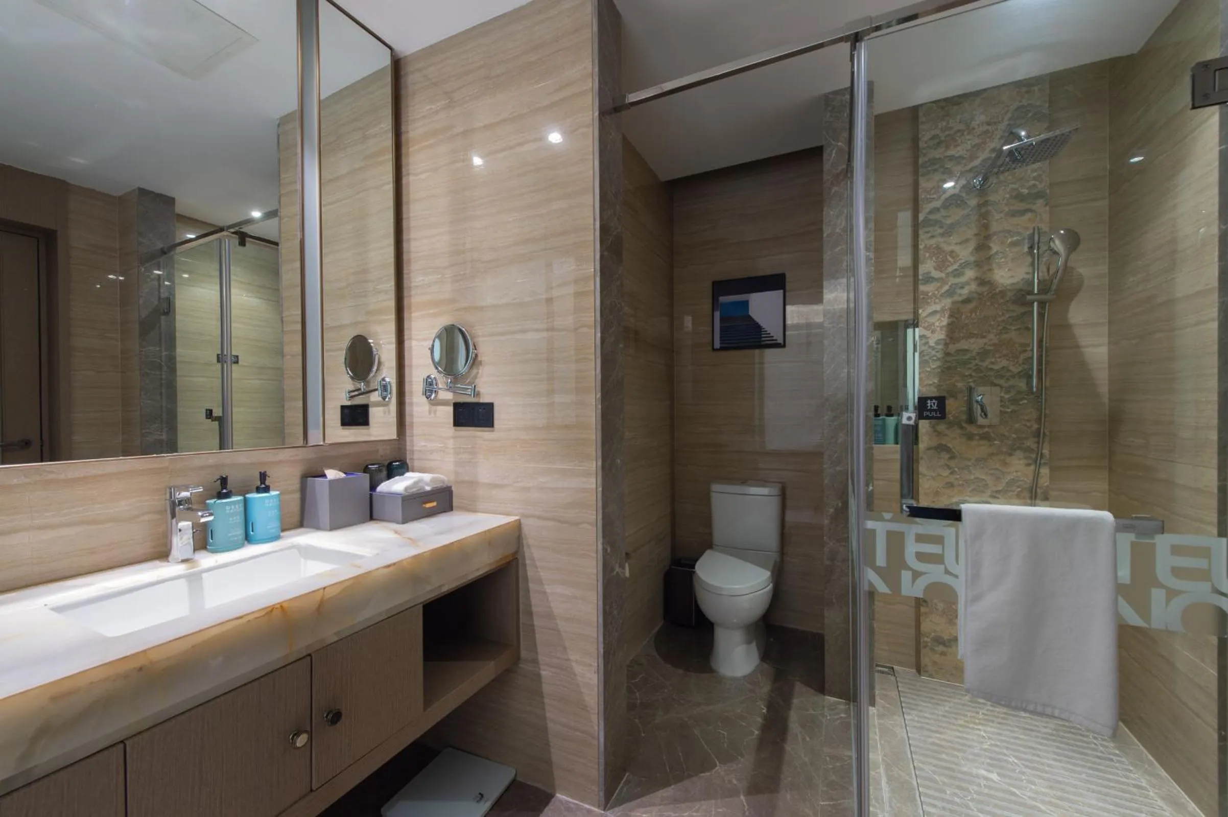 Shower in Novotel Wuxi