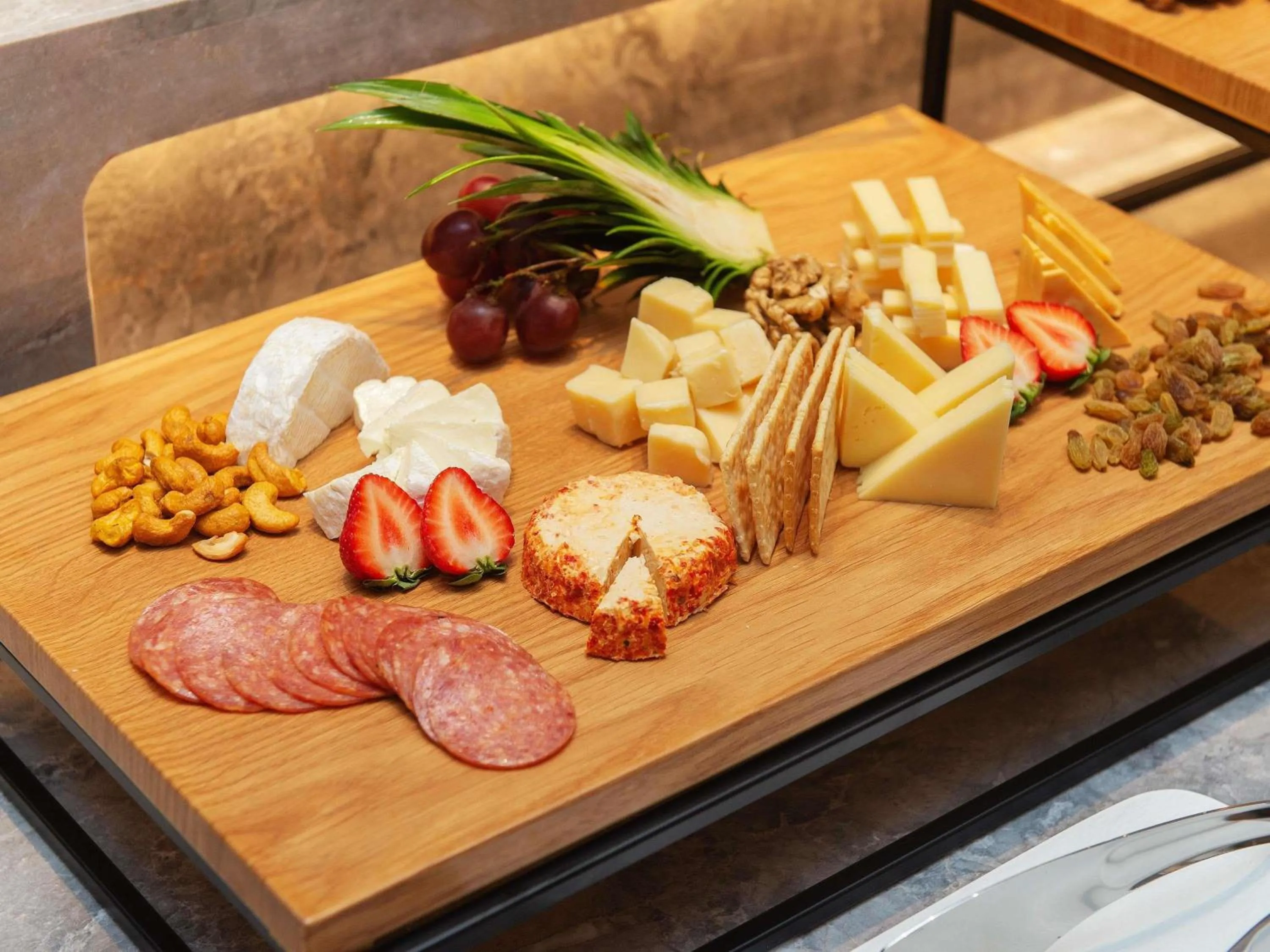 Restaurant/places to eat in Novotel Wuxi