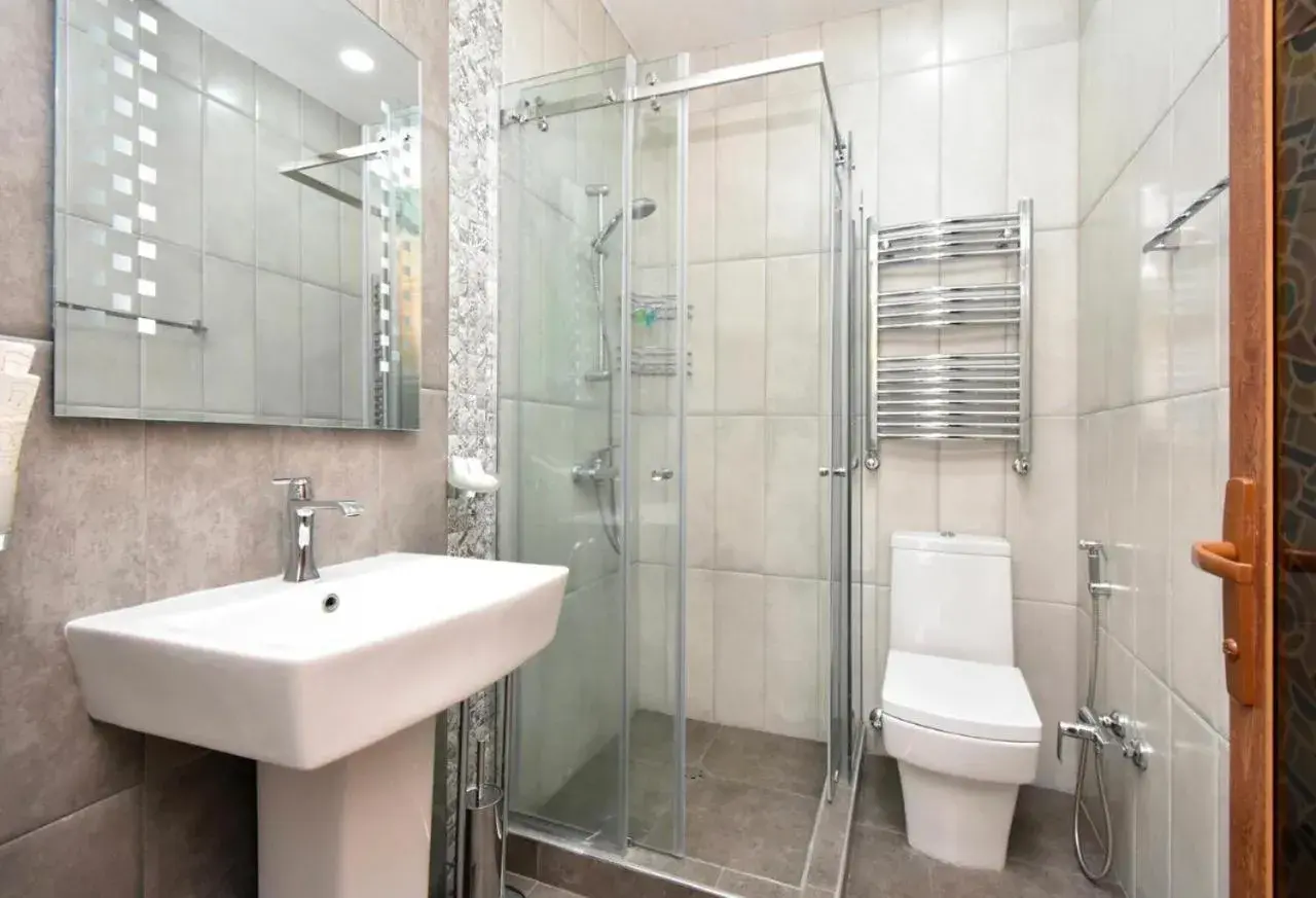 Double Room with Balcony in Homestay Hotel Double Room with Balcony in Homestay Hotel