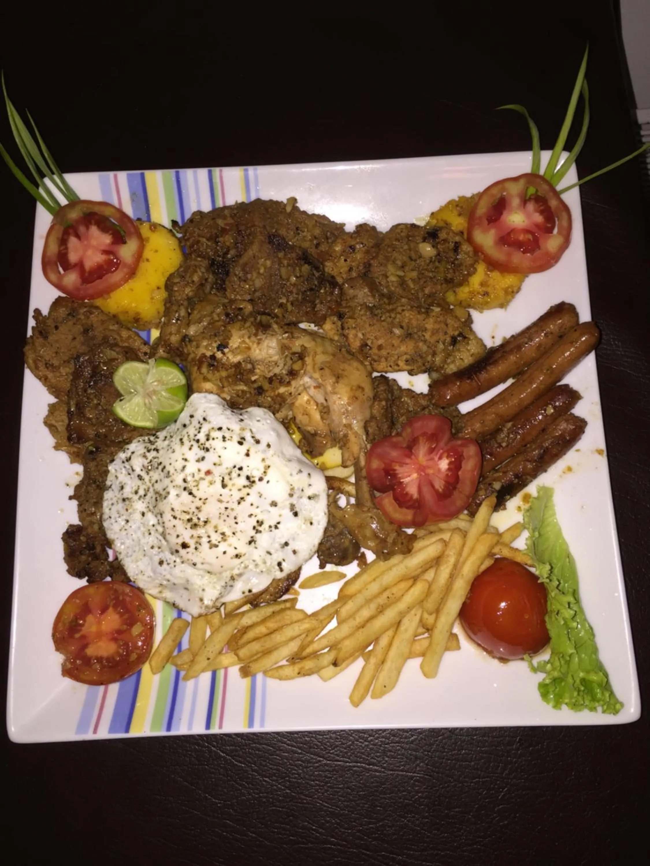 Food and drinks in New Imperial Hotel