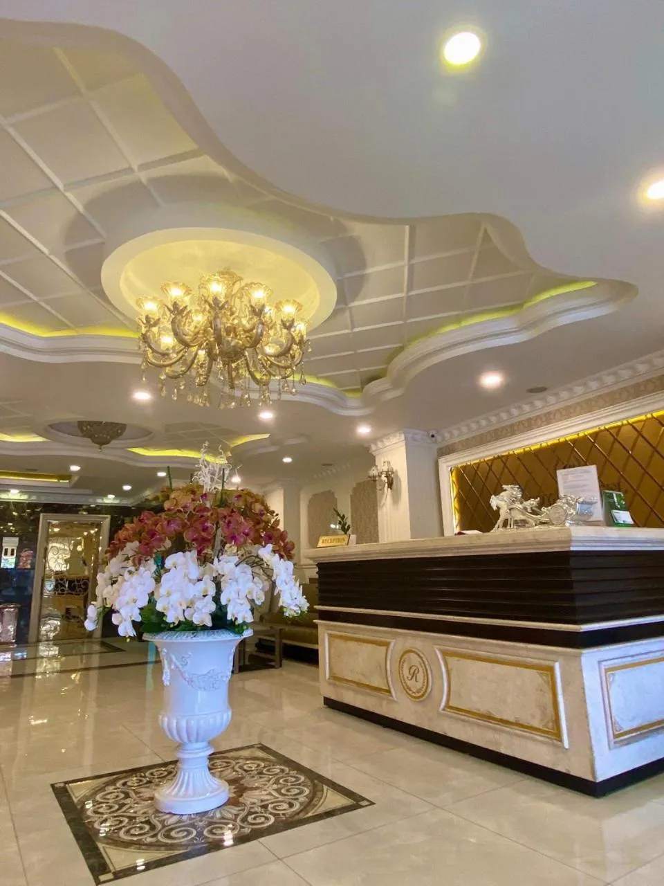 Lobby or reception in Royal Dalat Hotel