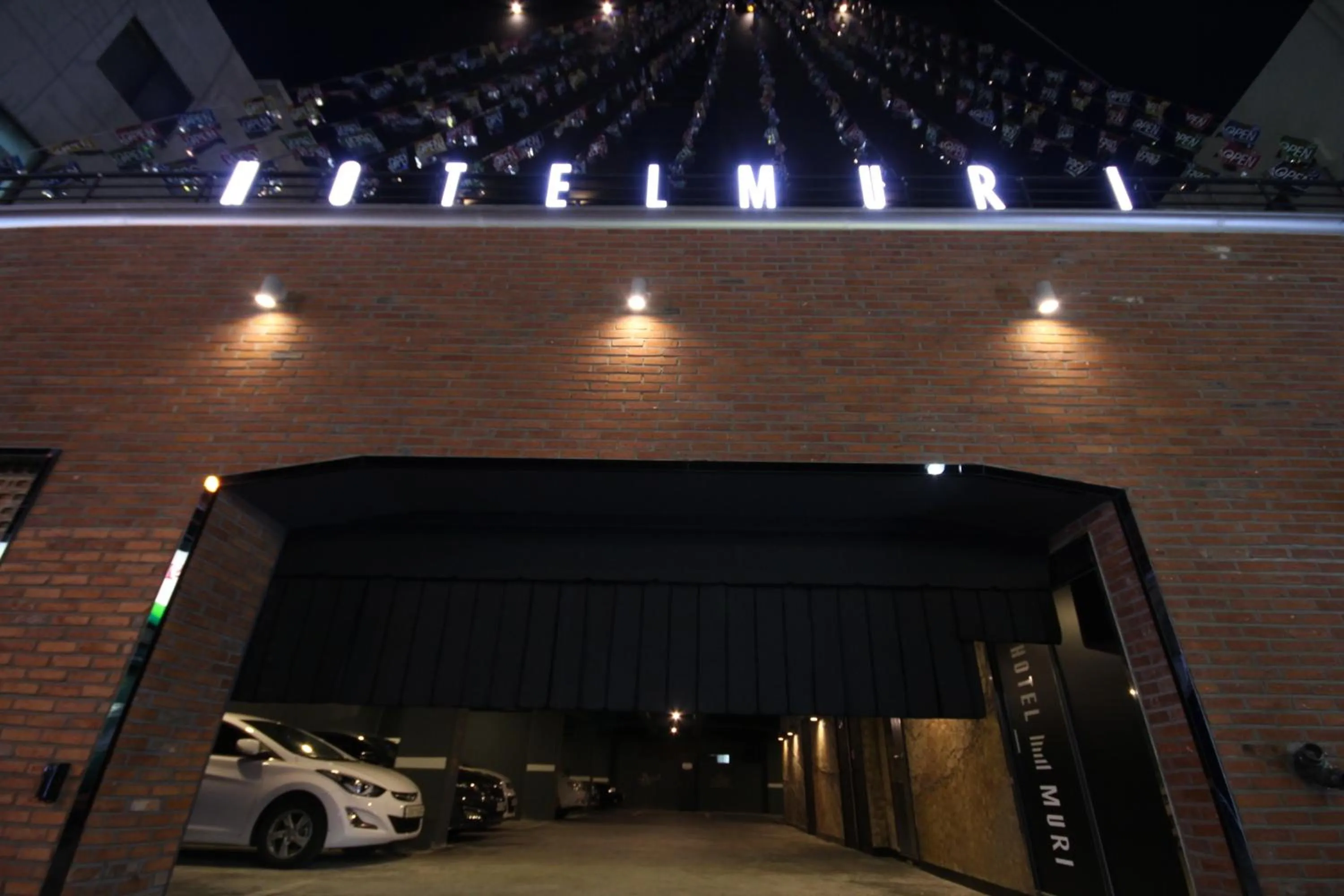 Facade/entrance in Hotel Muri Busan