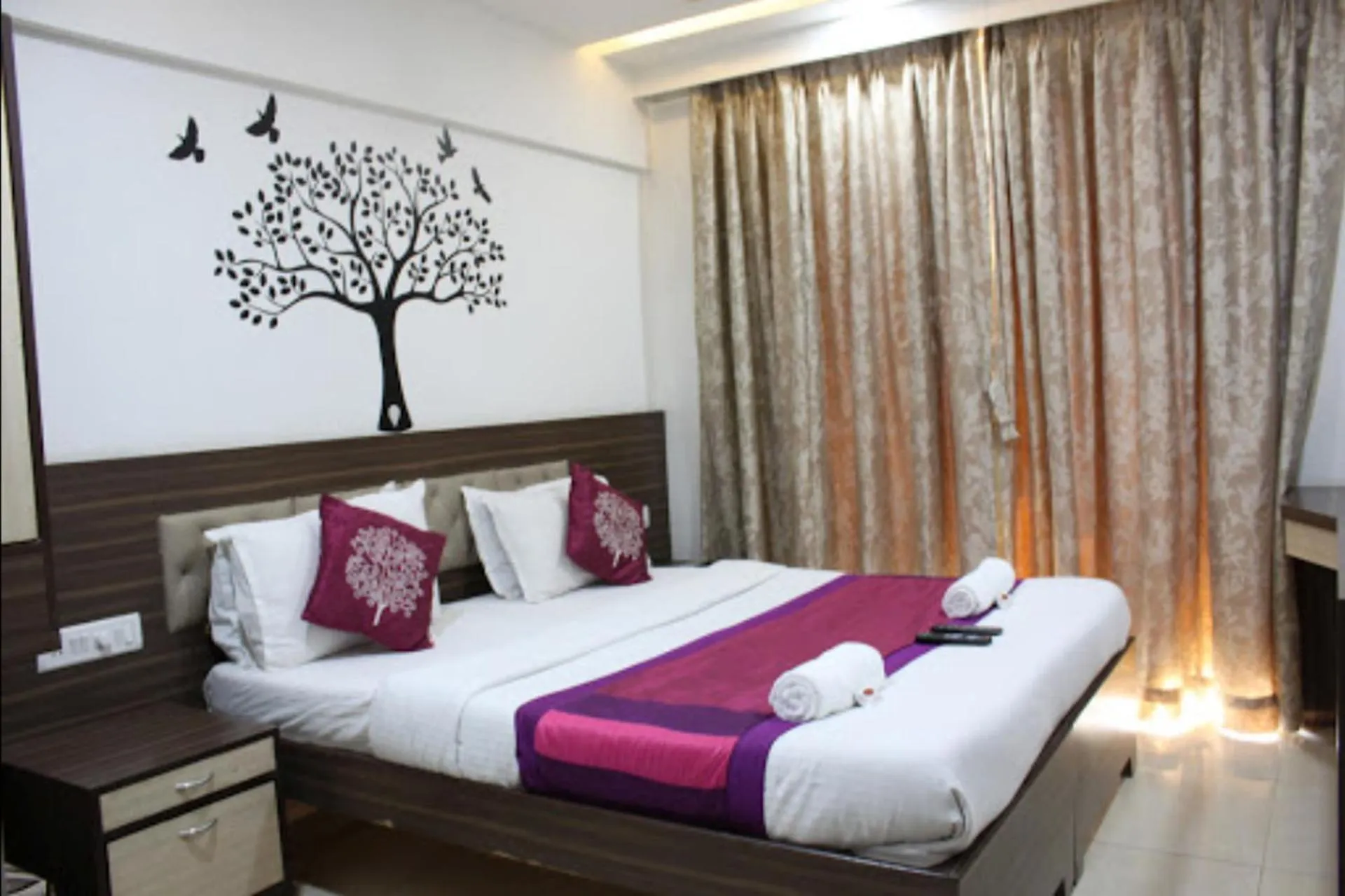 Bedroom, Bed in Hotel Shelter Palace