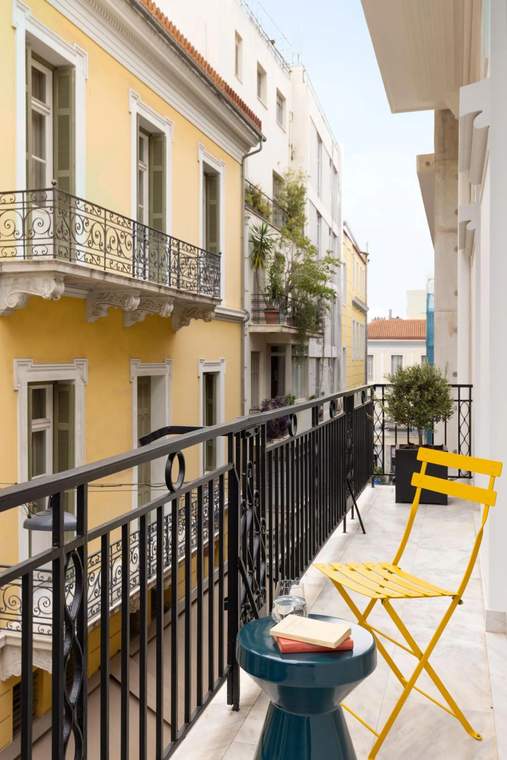 Balcony/Terrace in Silk n Cotton