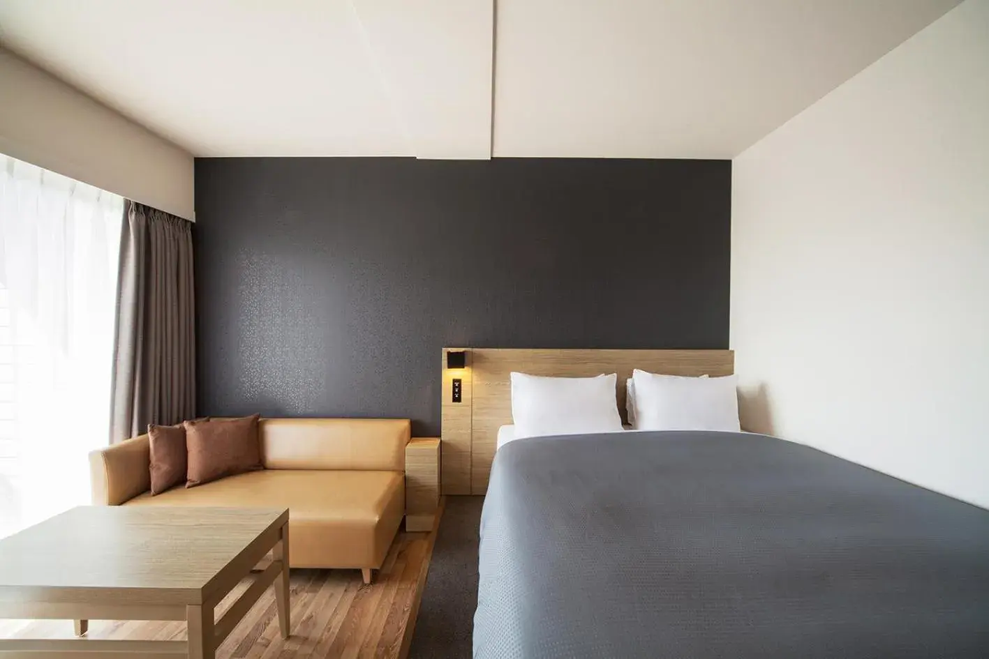 Moderate Double Room with Balcony - North Wing in Sakura Terrace The Gallery Moderate Double Room with Balcony - North Wing in Sakura Terrace The Gallery