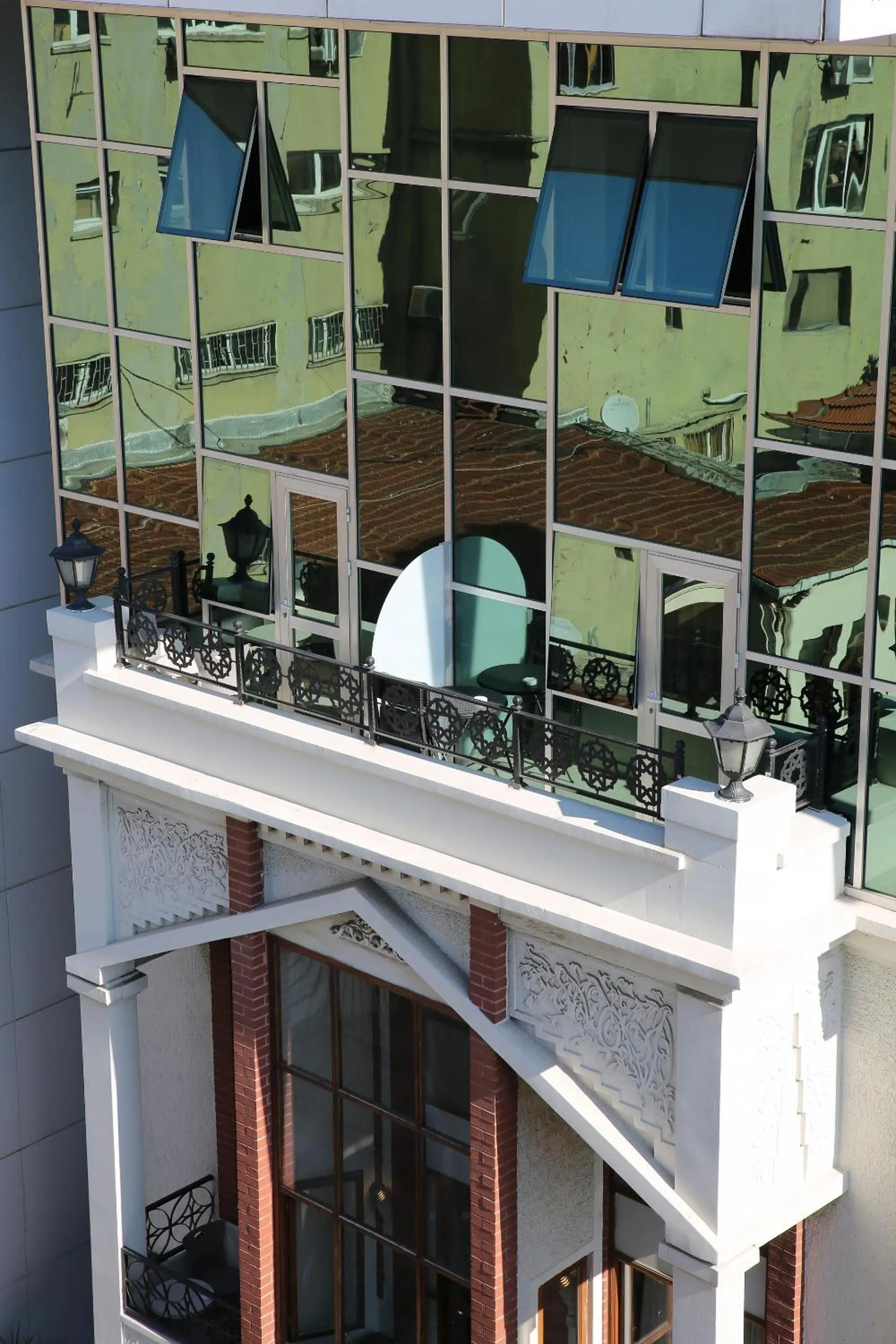 Property building in Alpinn Hotel Istanbul