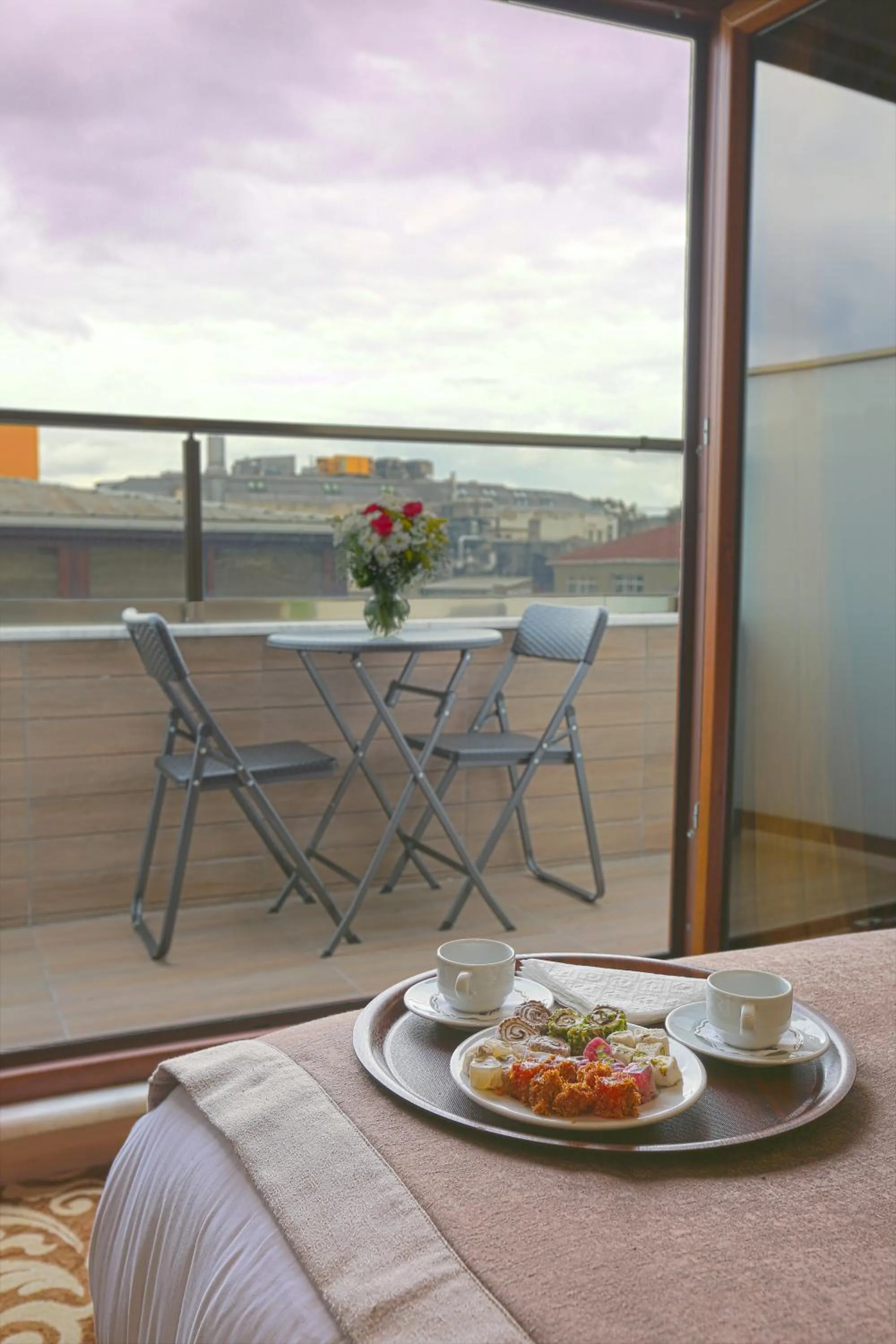 Balcony/Terrace in Alpinn Hotel Istanbul