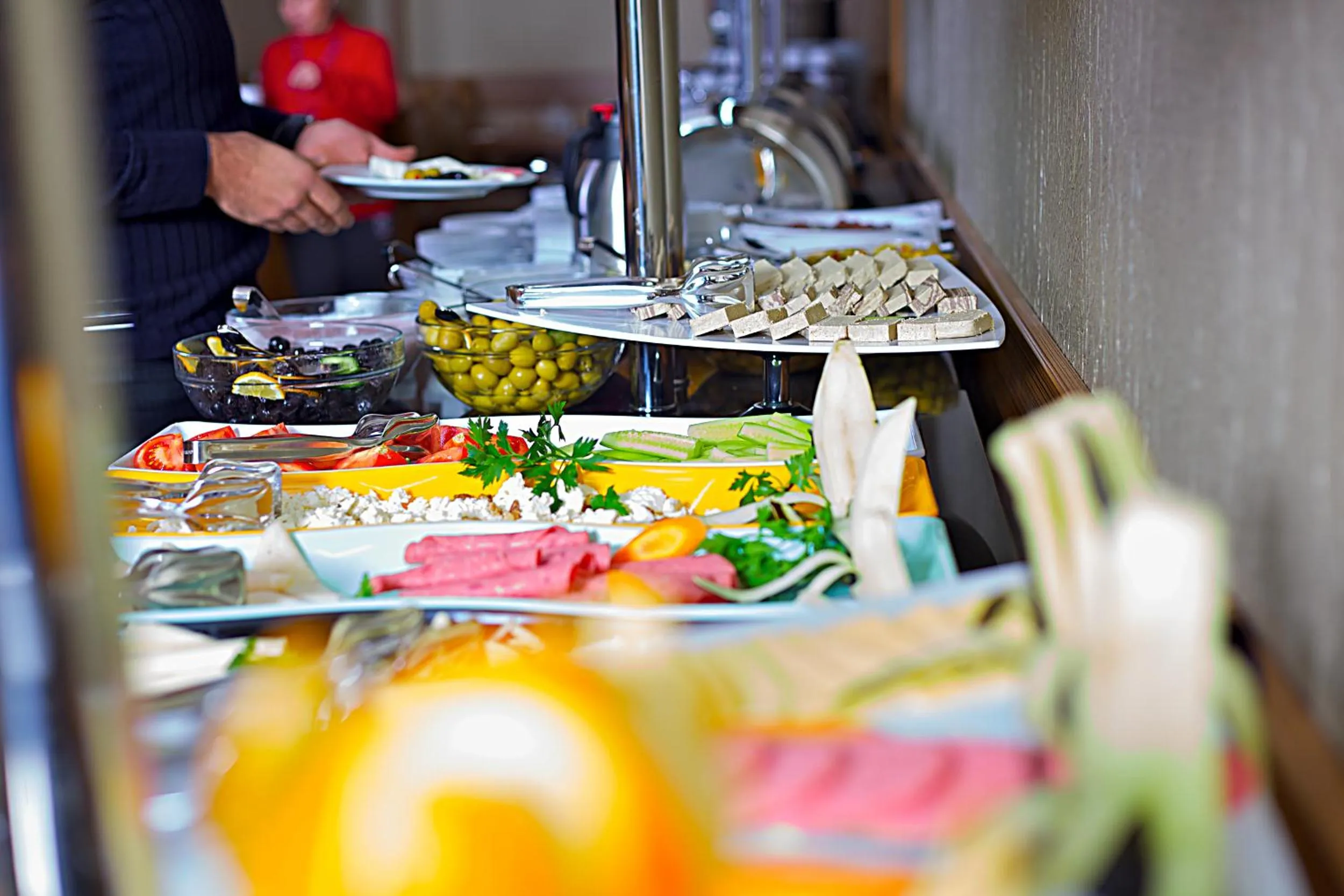 Restaurant/places to eat in Alpinn Hotel Istanbul