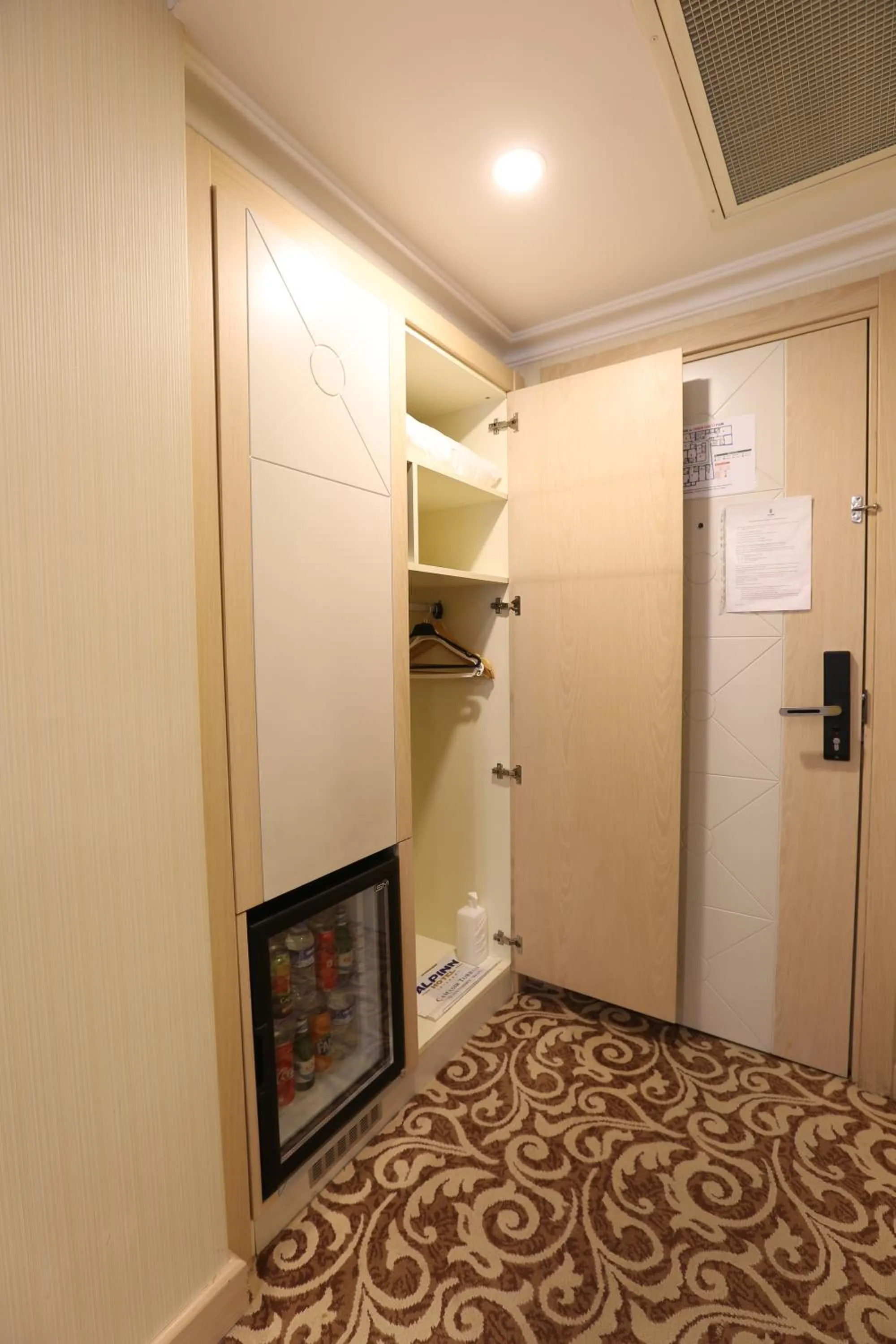 Property building in Alpinn Hotel Istanbul