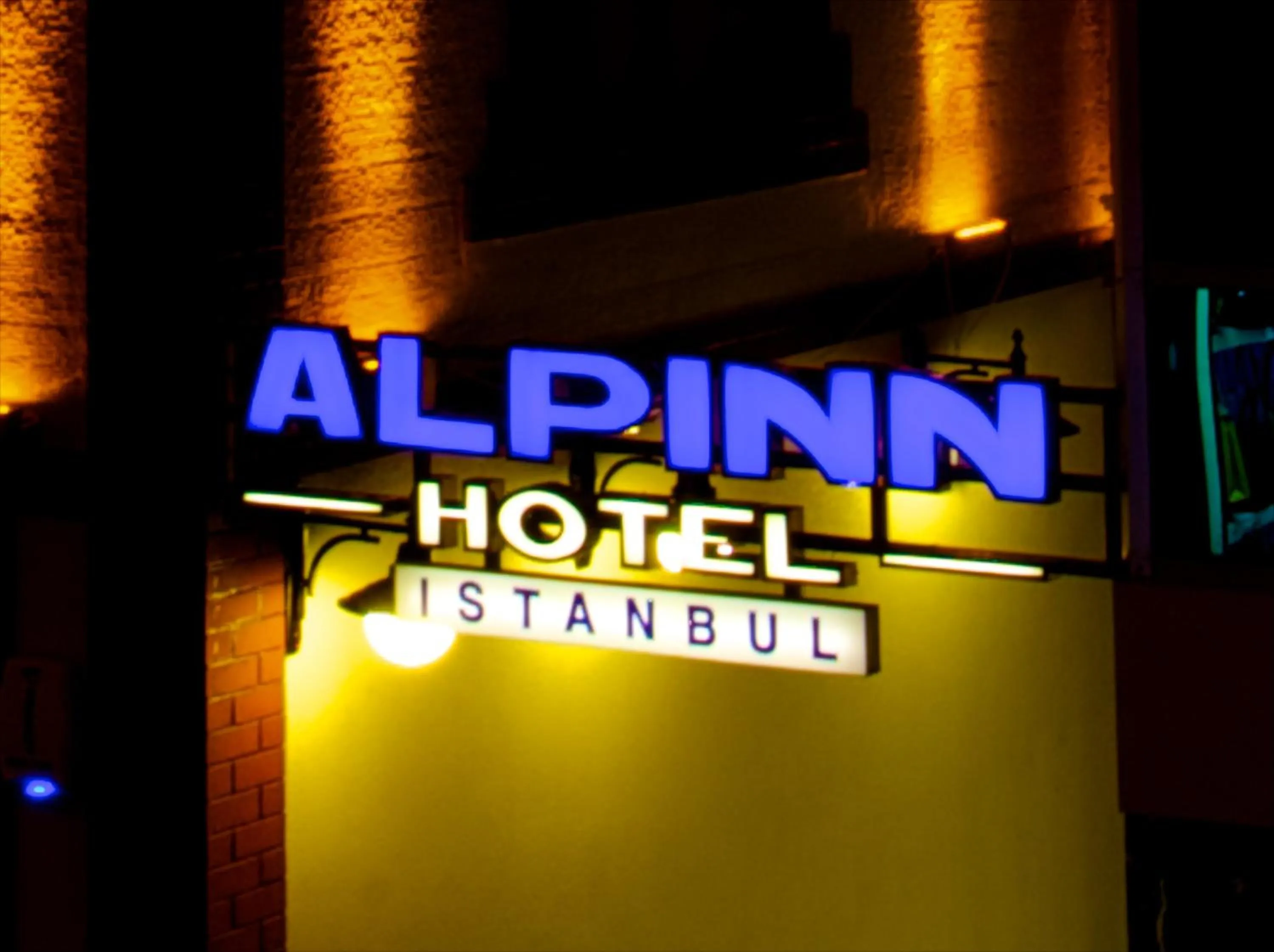 Area and facilities in Alpinn Hotel Istanbul