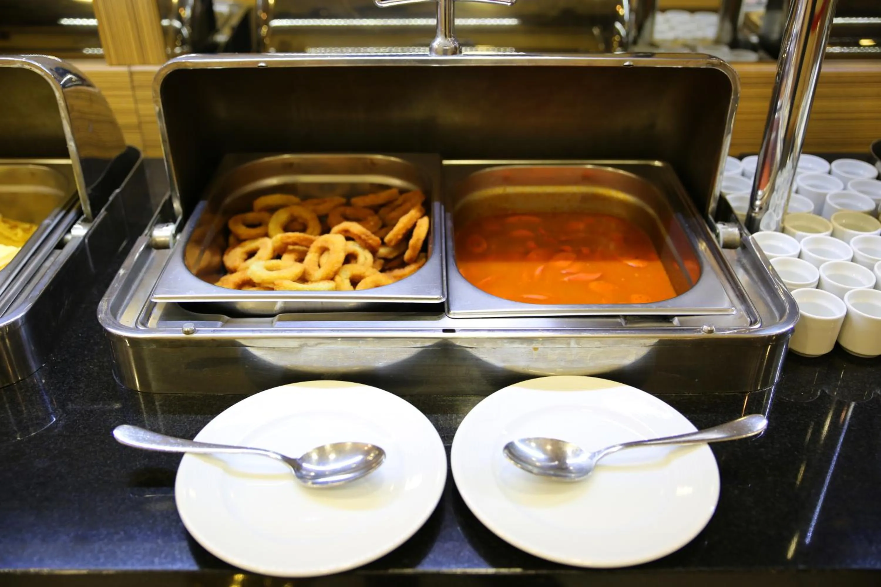 Breakfast in Alpinn Hotel Istanbul