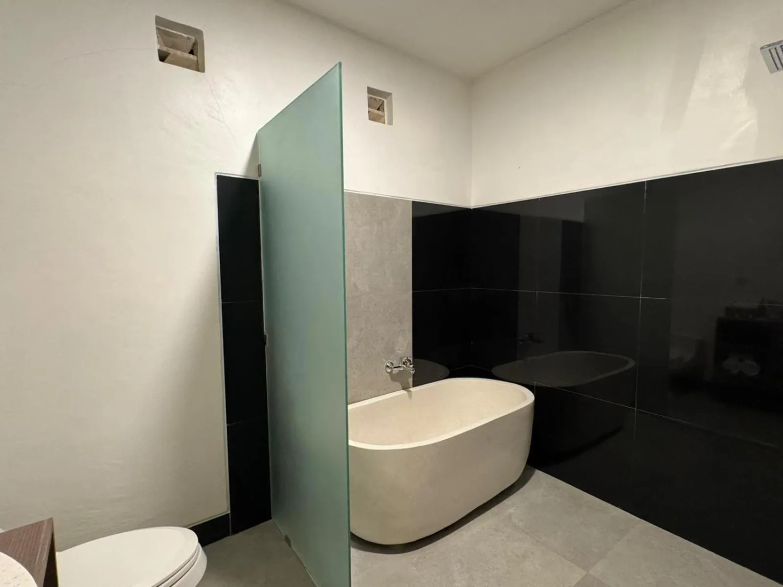 Toilet in Kelingking Parama Resort