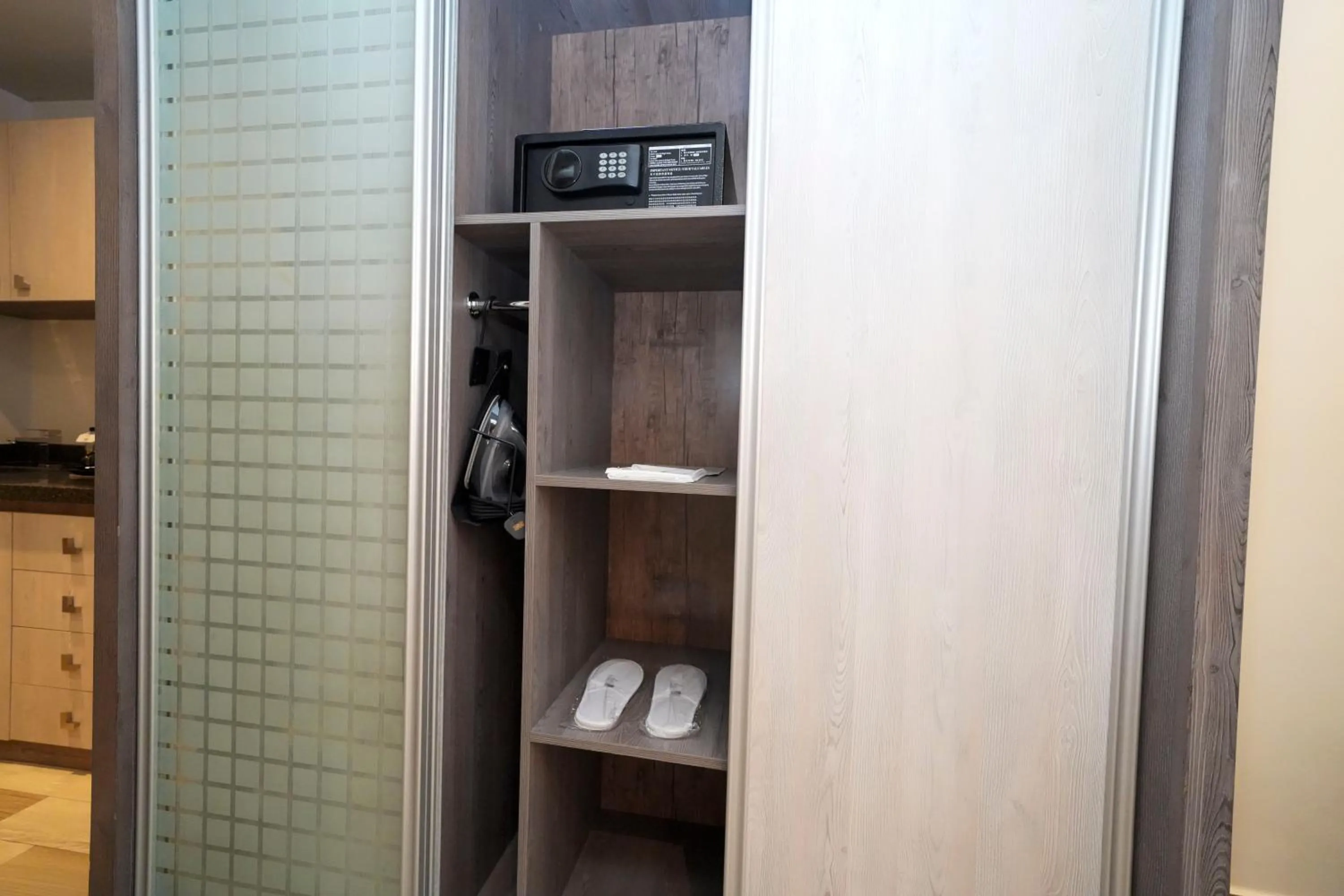 wardrobe in Seven Palaces Hotel