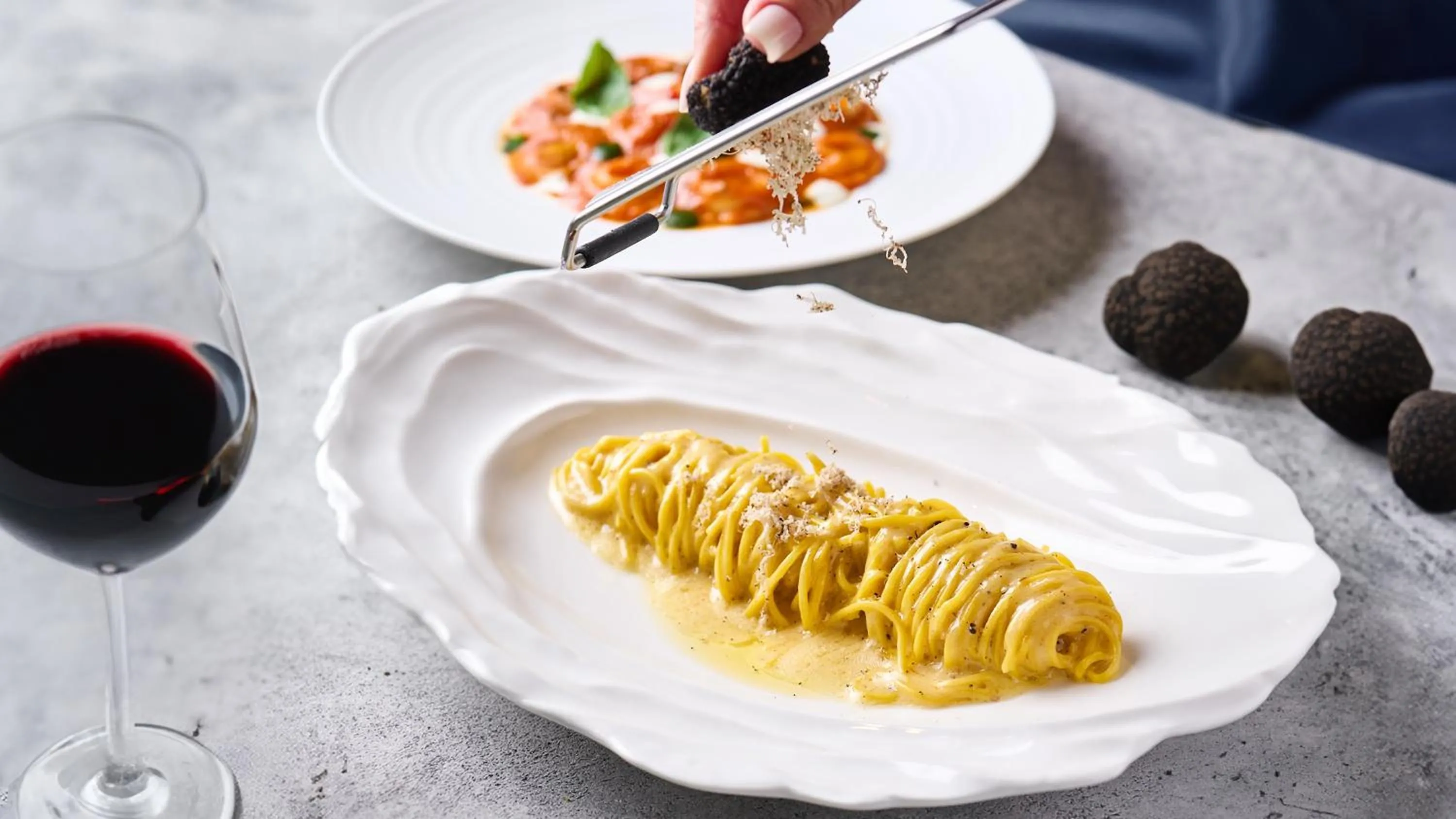 Food and drinks in FIVE Zurich - Luxury City Resort