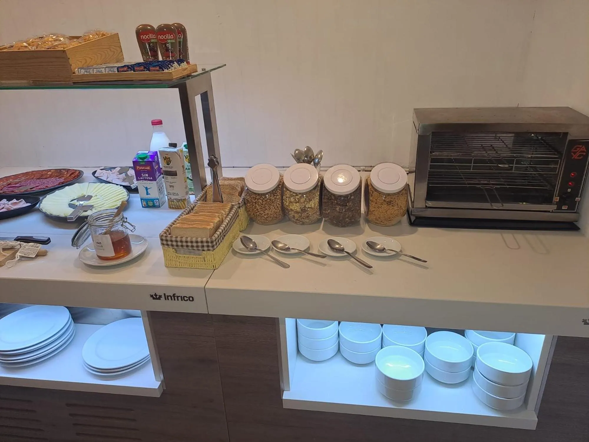 Breakfast in Hotel Merino