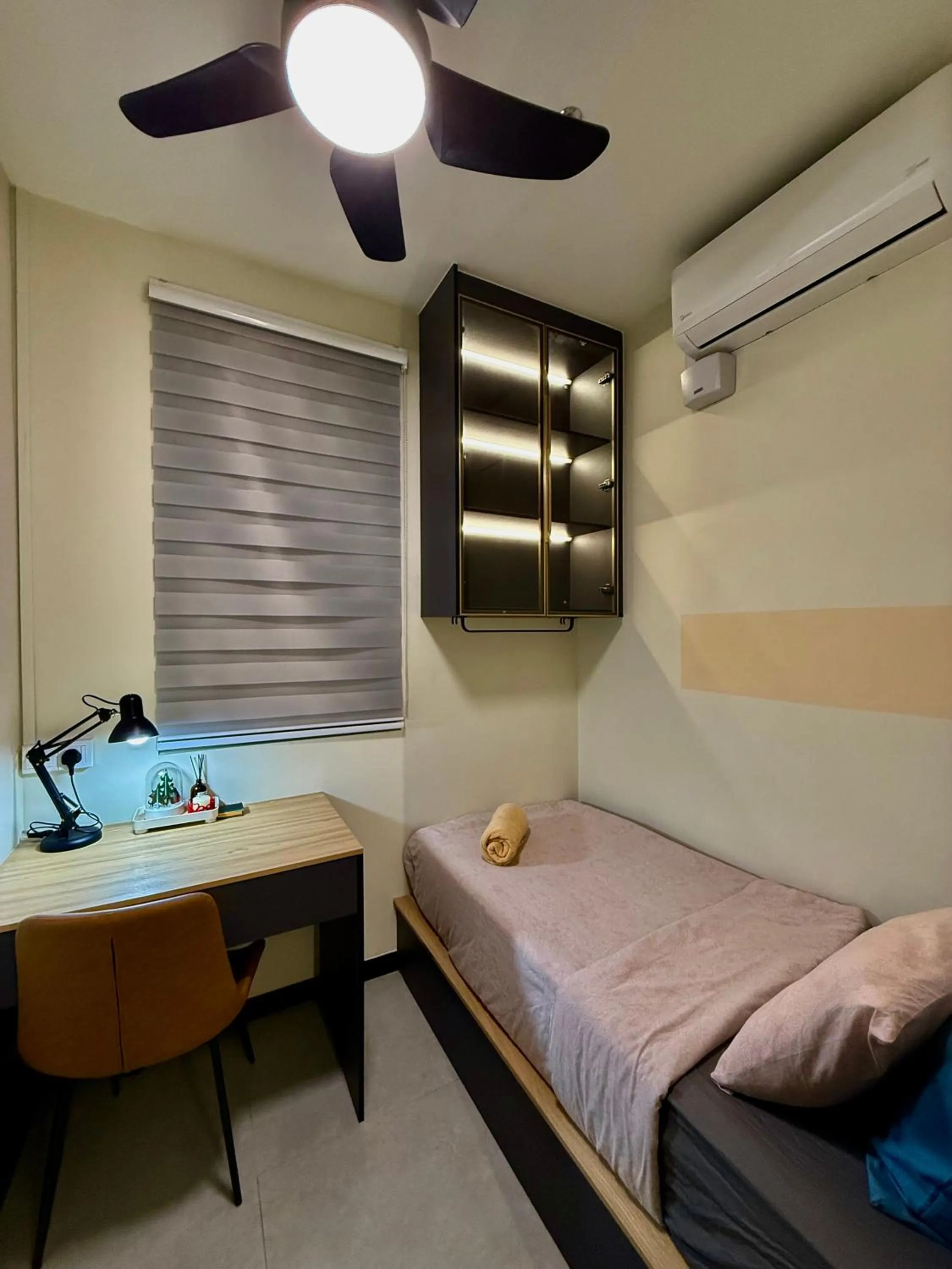 Bed in Neu Suites Service Apartment By Moonlight