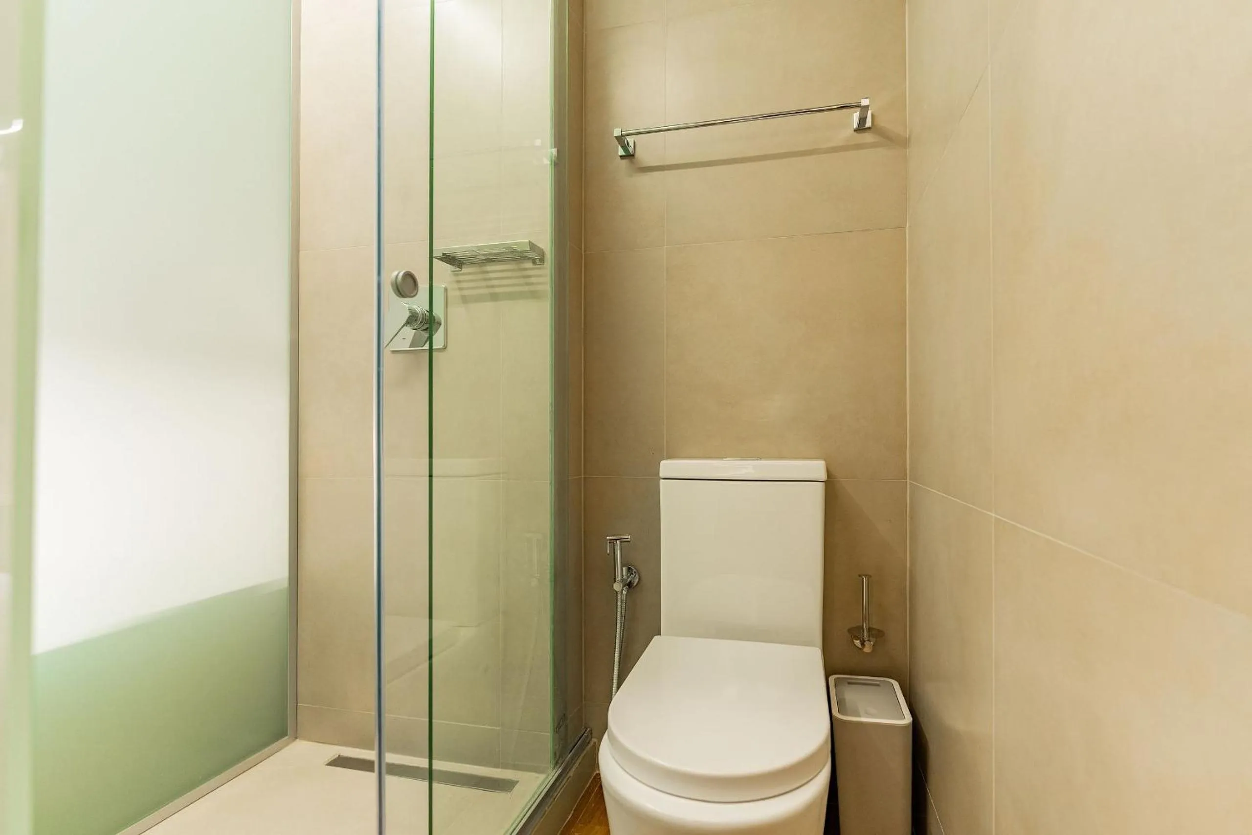 Toilet in Linked Batel by Xtay - Experiencia moderna a passos do Hard Rock