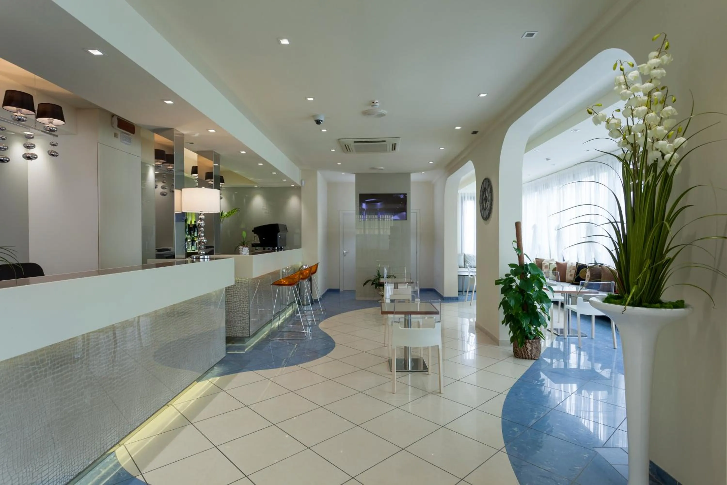 Communal lounge/ TV room in Hotel Aurora Mare