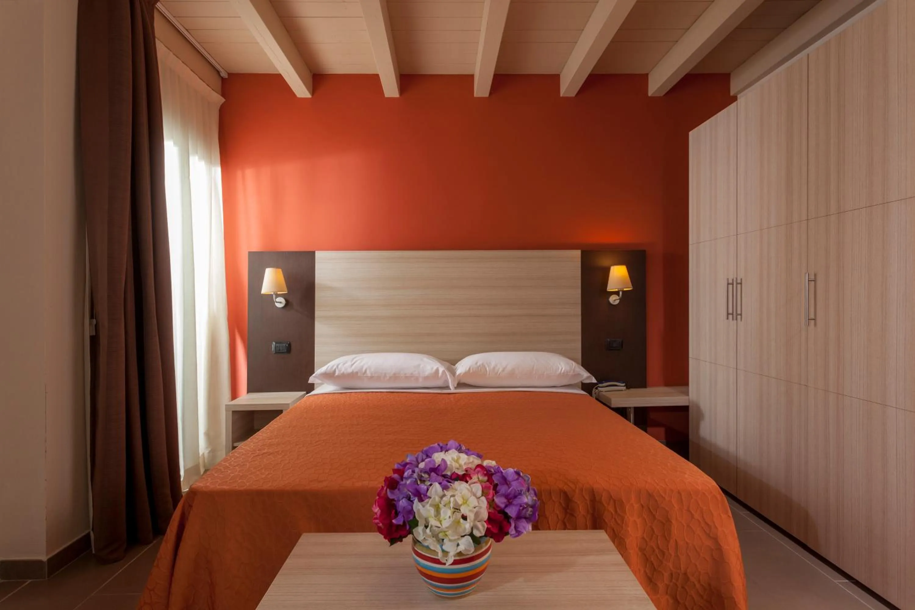 Bedroom, Bed in Hotel Aurora Mare